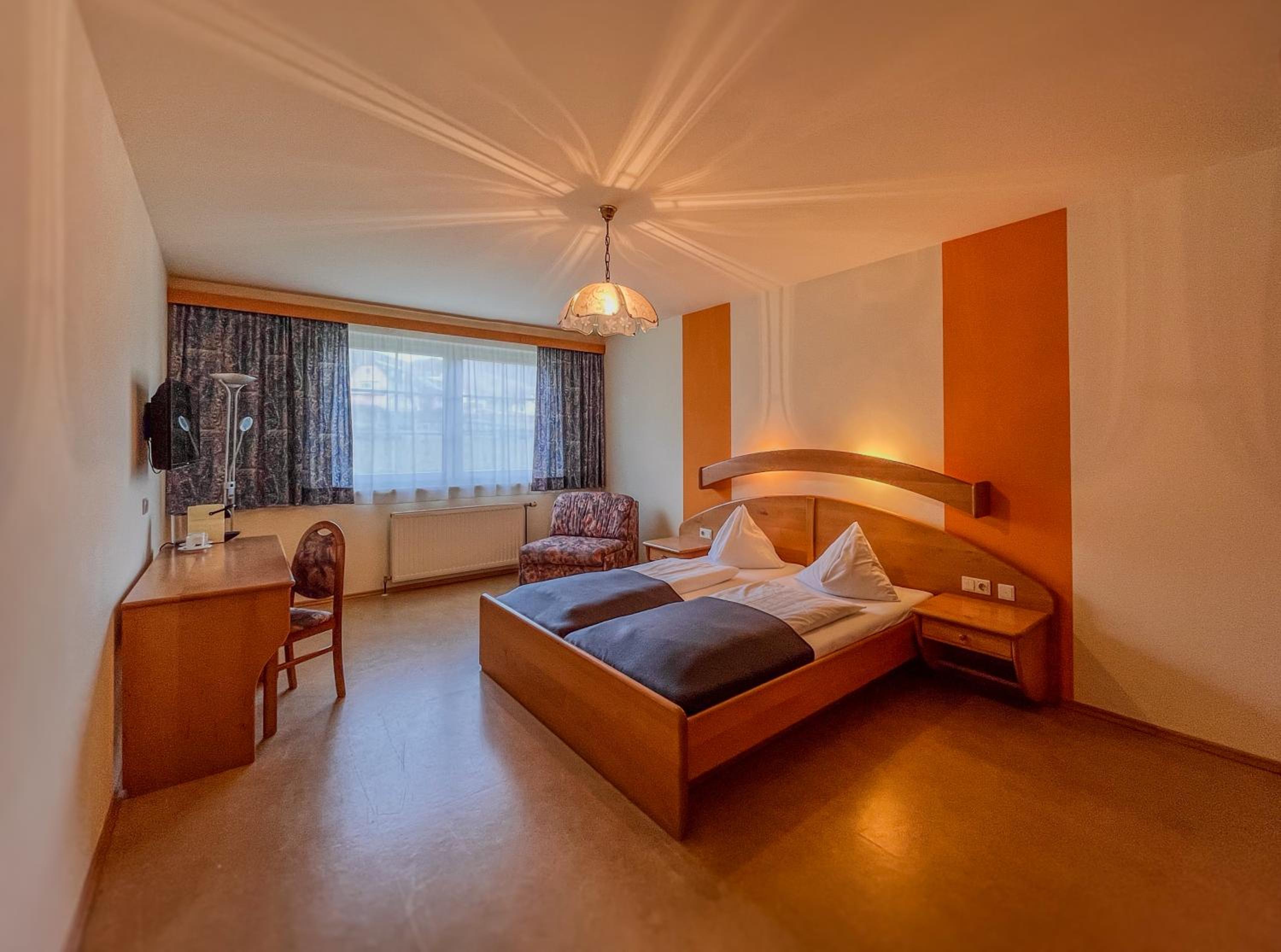 STIERSCHNEIDER'S Weinhotel Wachau & Wiazhaus
