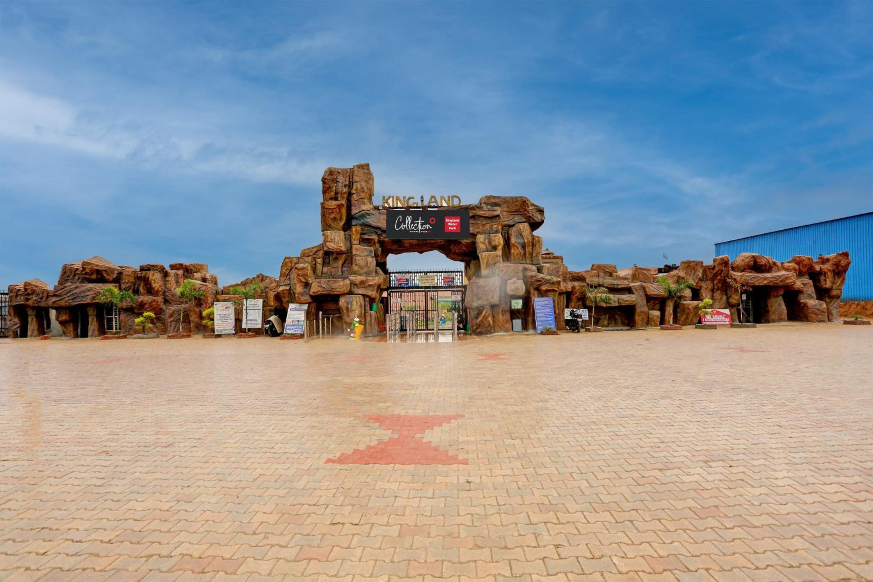 Hotel O Kingland Water Park Rohtak view 2