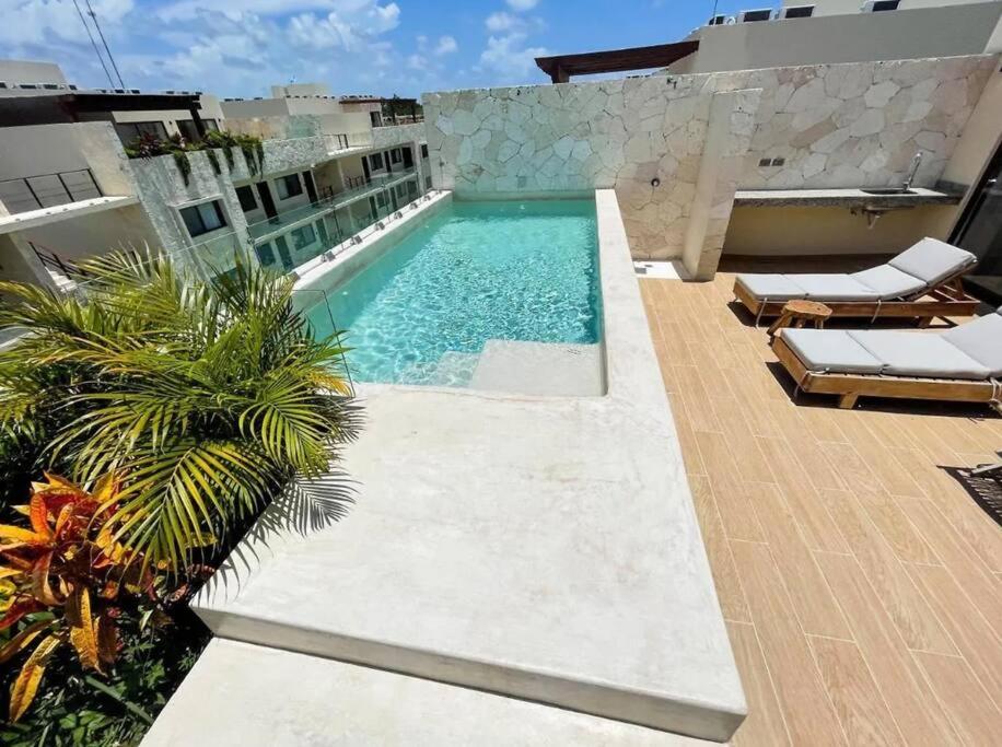 Spacious 2 Bdr PH Blue Luxury Condo Pvt pool terrace Jungle View view 5