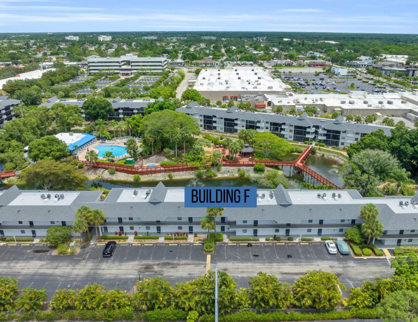 Deluxe Condo With Resort Views view 5