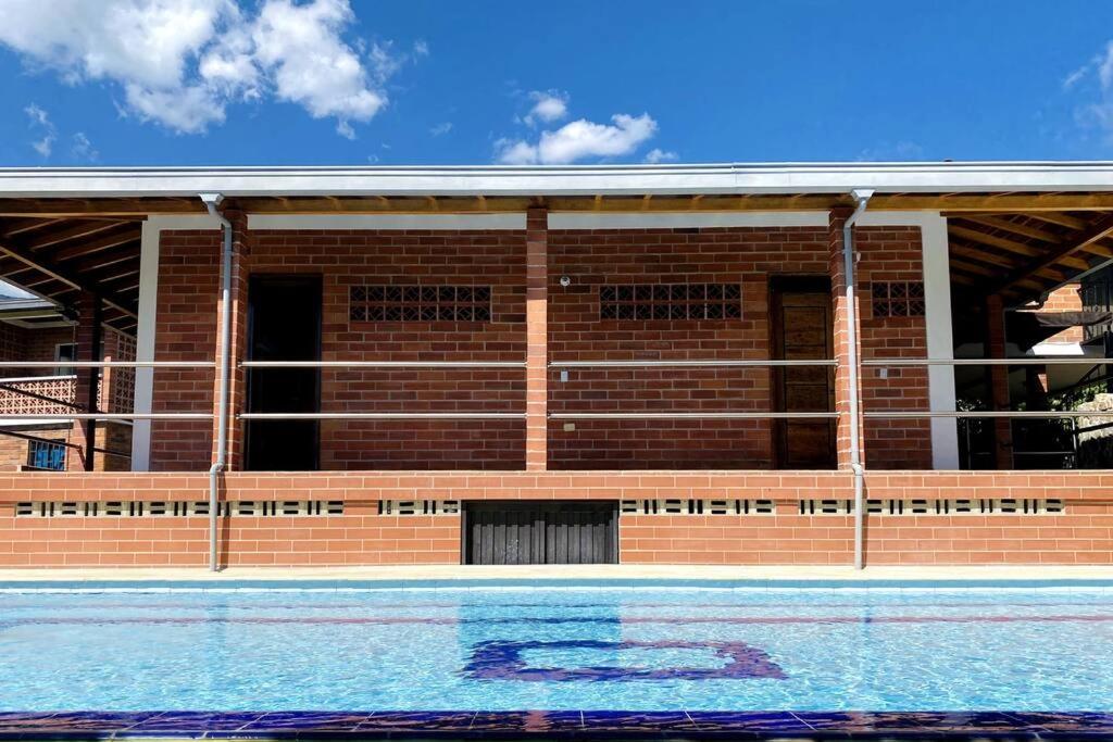 Finca con Piscina Privada