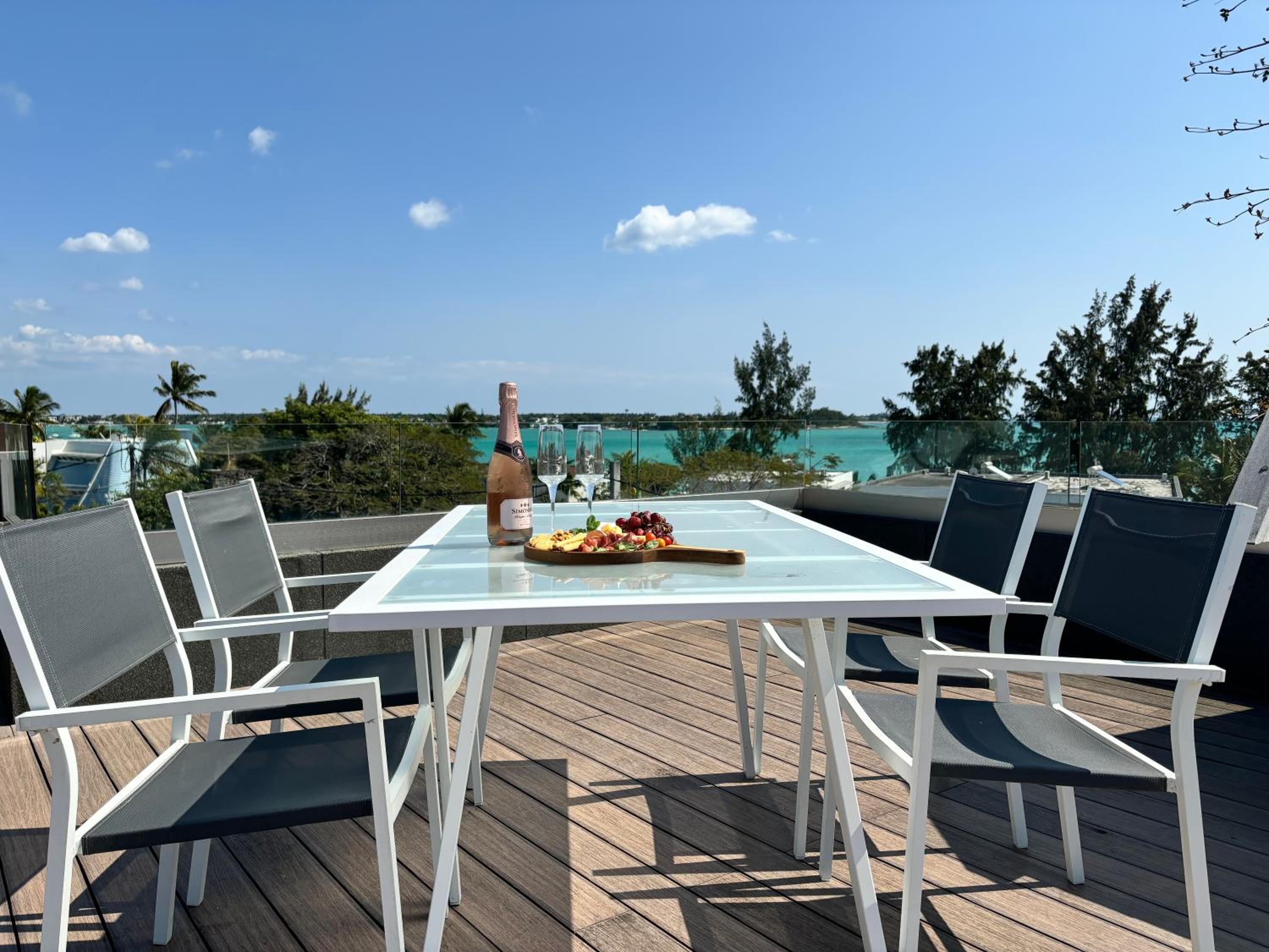 Stunning Soleia Escape with Pool view 3