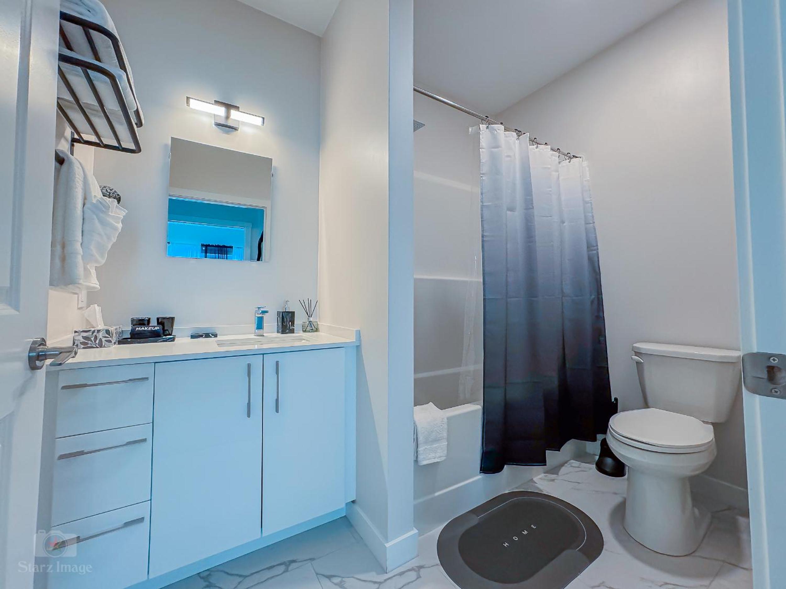 Starz At Night Luxury Suite By Halifax Airport YHZ
