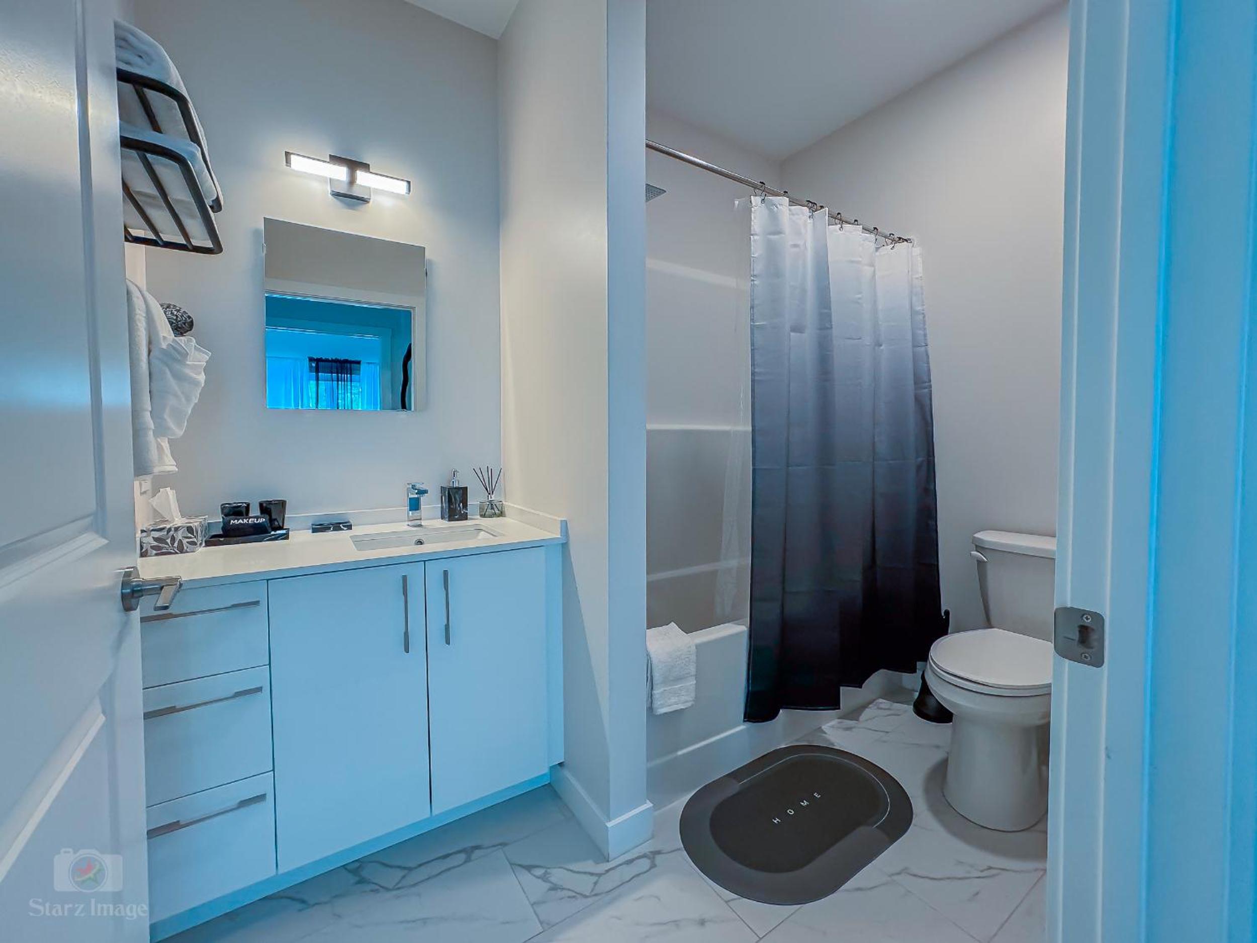 Starz At Night Luxury Suite By Halifax Airport YHZ