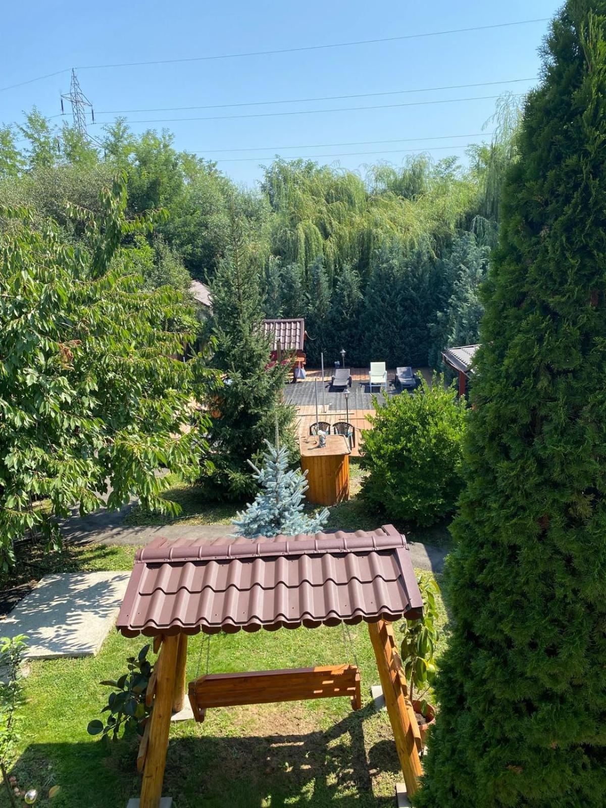 Casa Jeni view 2