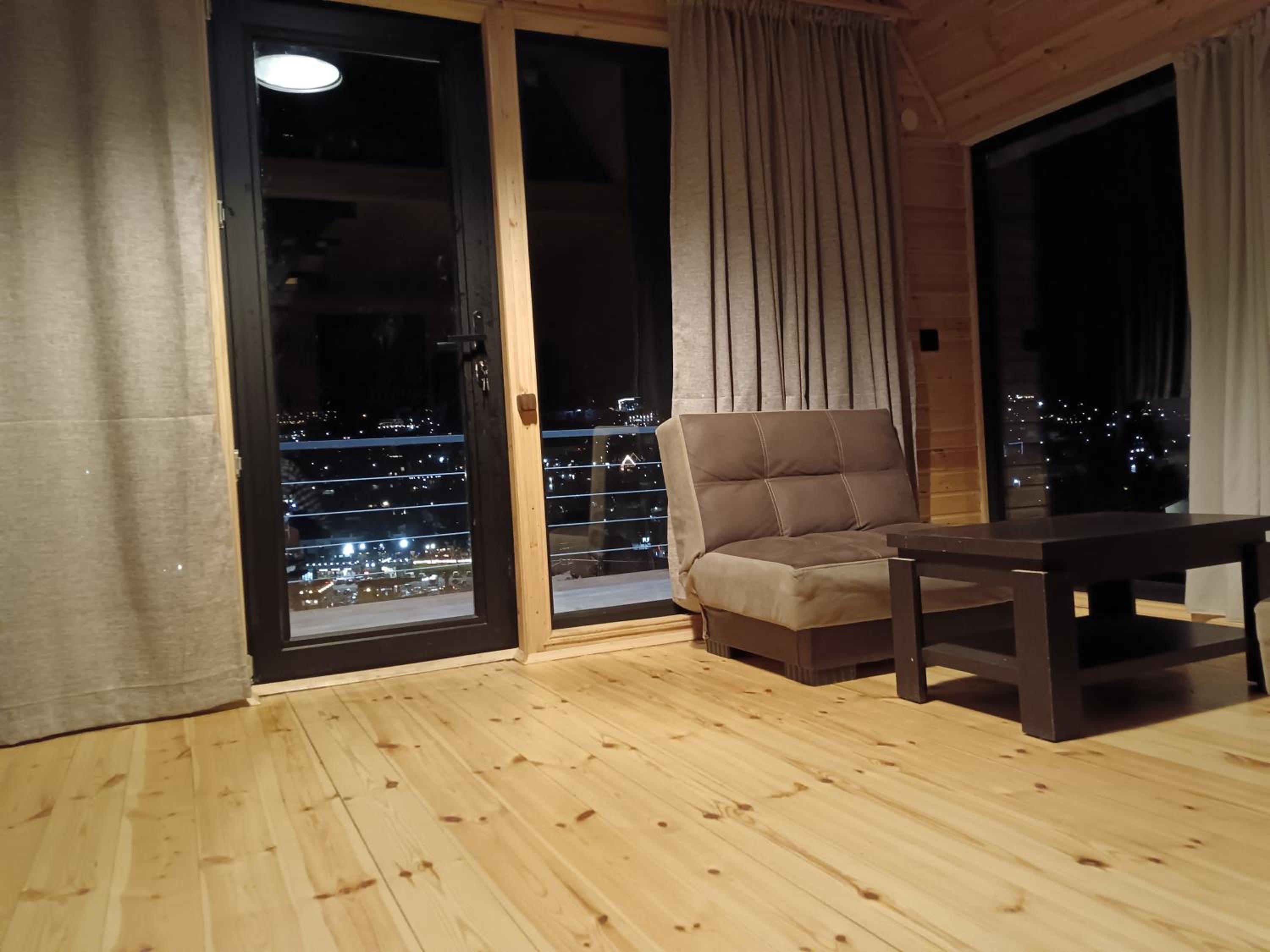 Photo 44