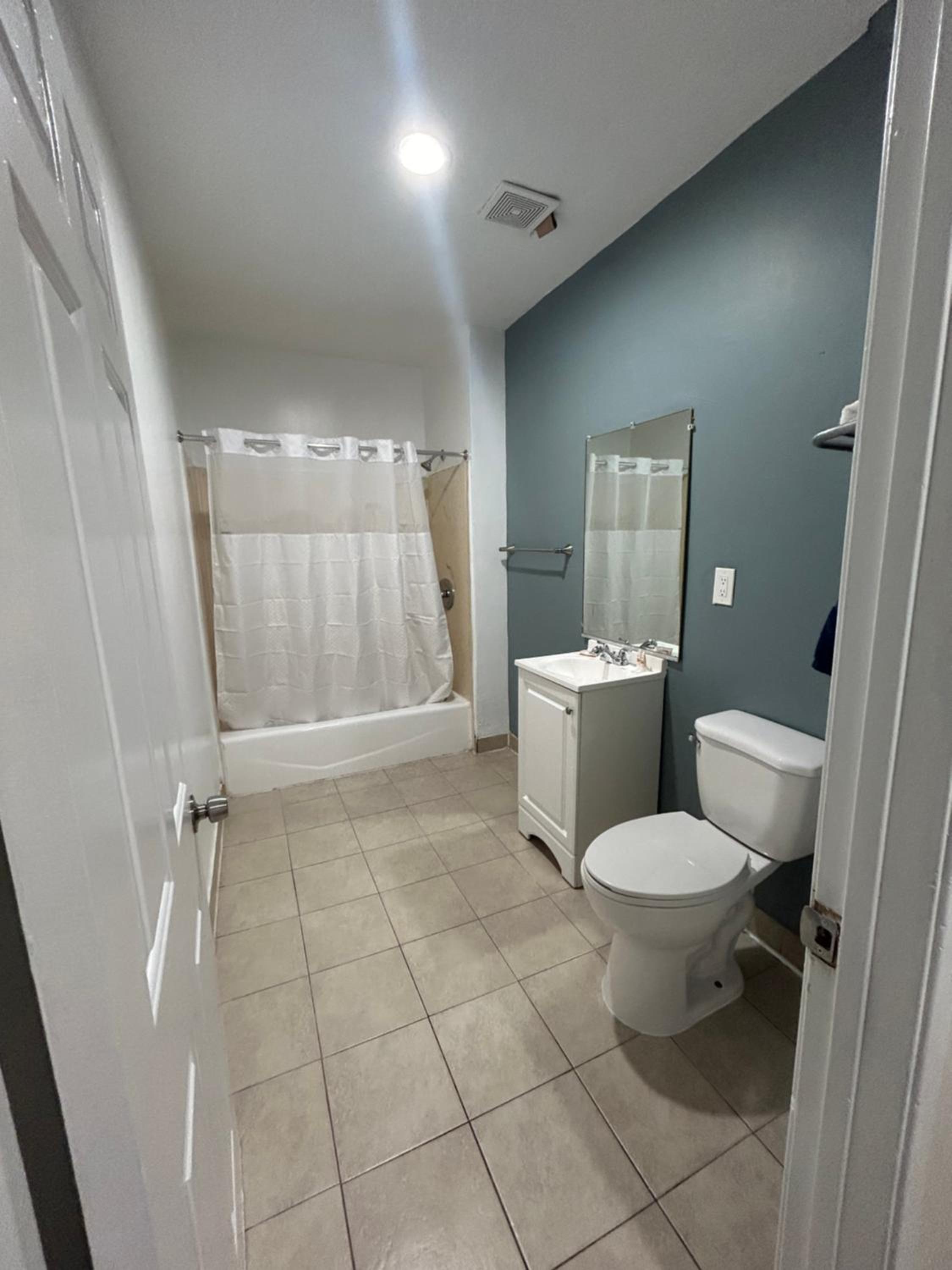Budget Inn Hollywood