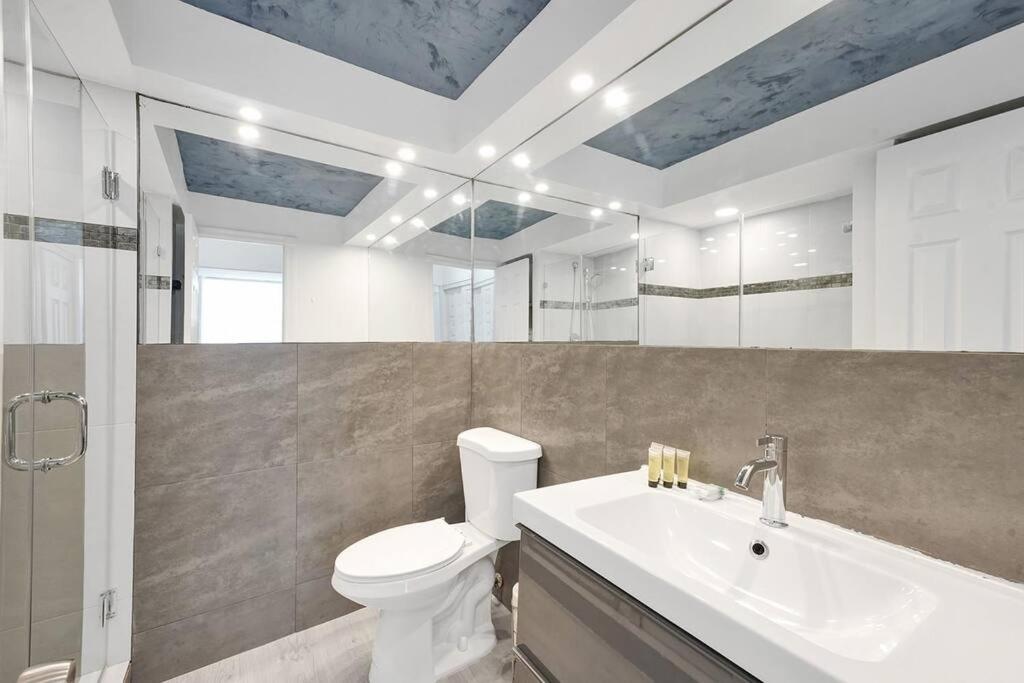 Miami Beach Vacation Home, Nightlife, Dining view 5