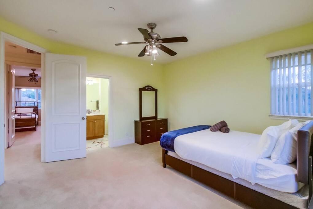 Villa Andalusia 6BR 5BA Luxury Jacuzzi Views and Games, photo 83