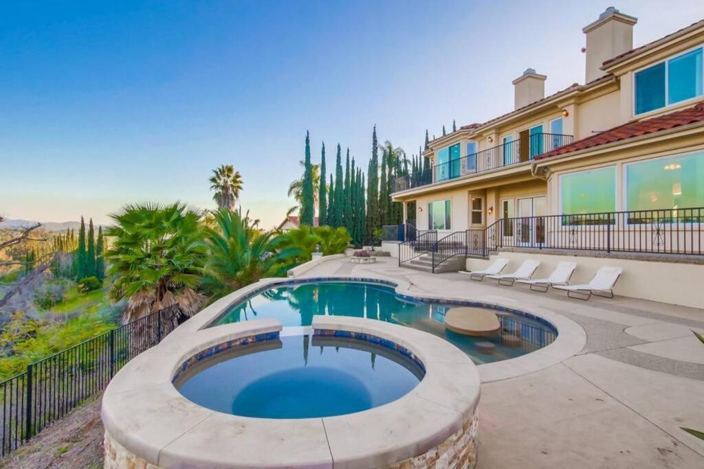 Villa Andalusia 6BR 5BA Luxury Jacuzzi Views and Games, photo 47