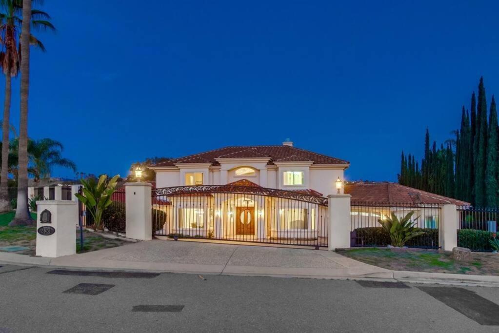 Villa Andalusia 6BR 5BA Luxury Jacuzzi Views and Games, photo 84