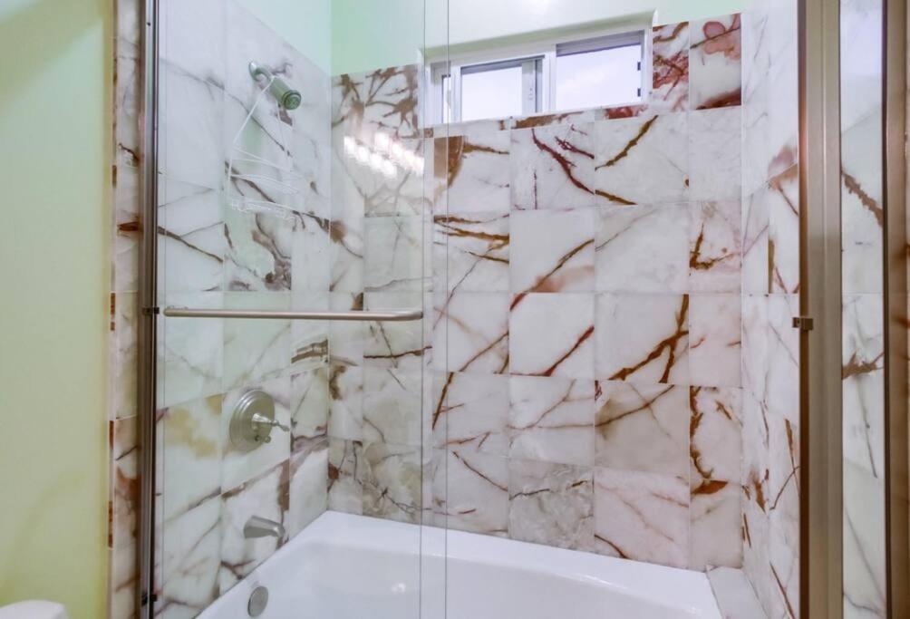 Villa Andalusia 6BR 5BA Luxury Jacuzzi Views and Games, photo 82