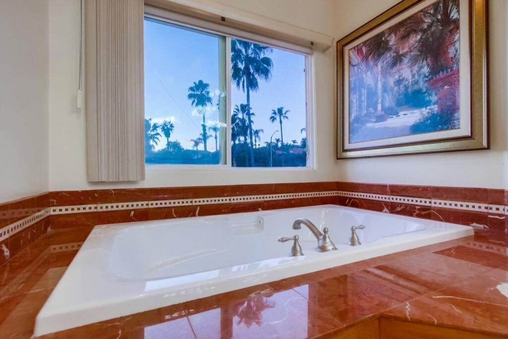 Villa Andalusia 6BR 5BA Luxury Jacuzzi Views and Games, photo 92