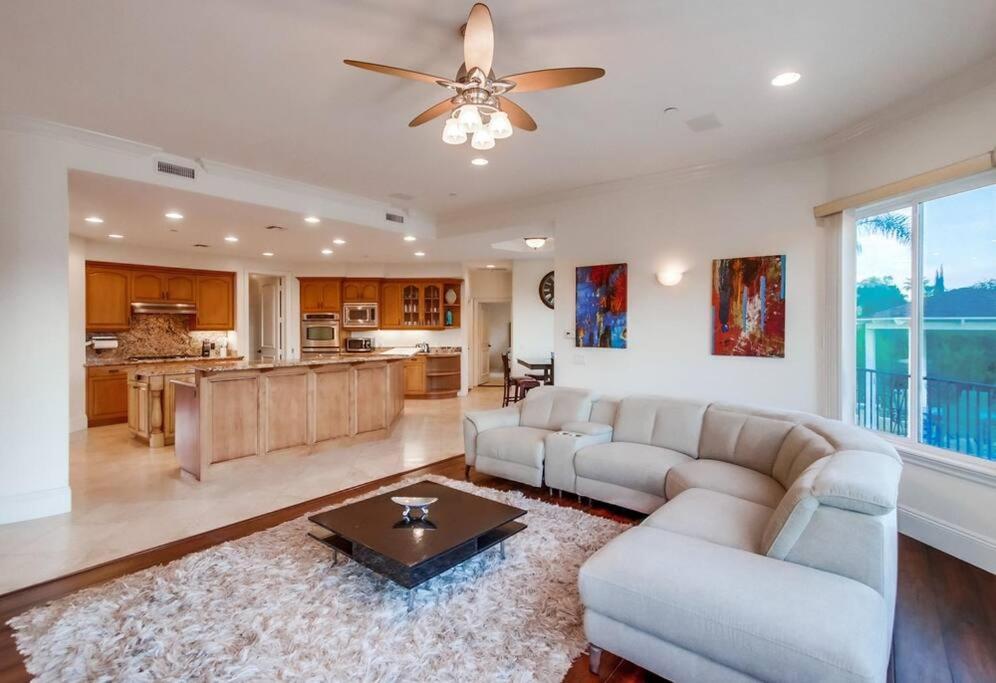 Villa Andalusia 6BR 5BA Luxury Jacuzzi Views and Games, photo 81