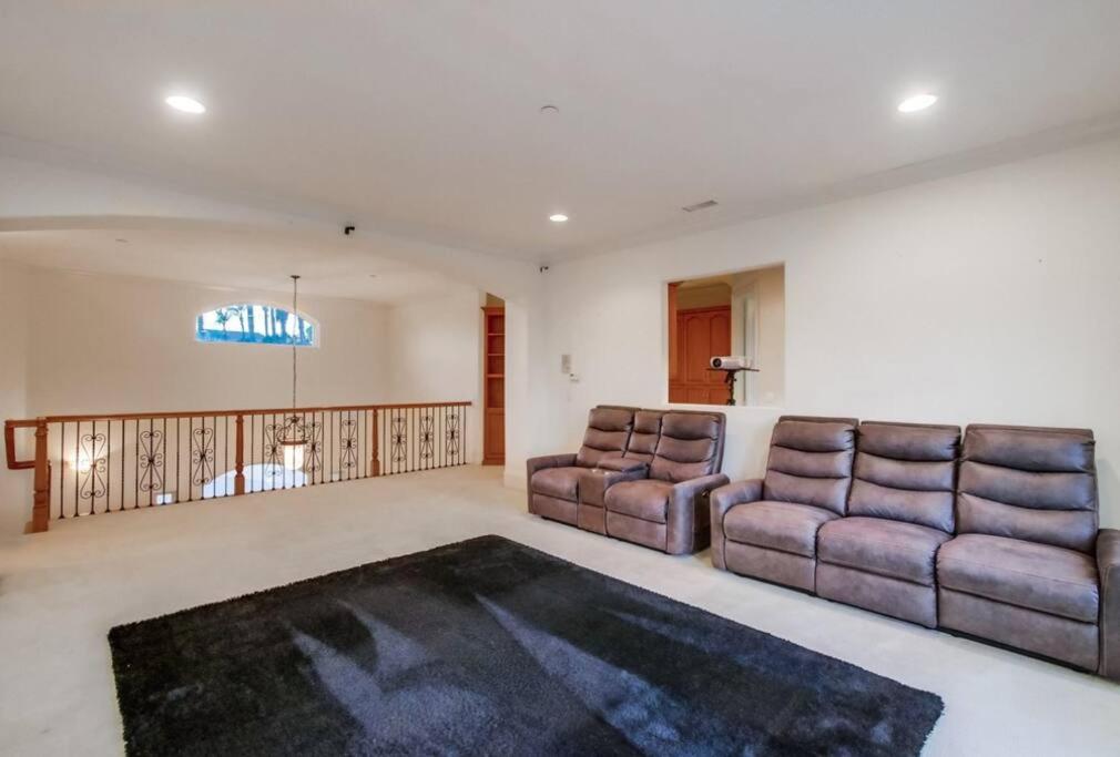 Villa Andalusia 6BR 5BA Luxury Jacuzzi Views and Games, photo 73