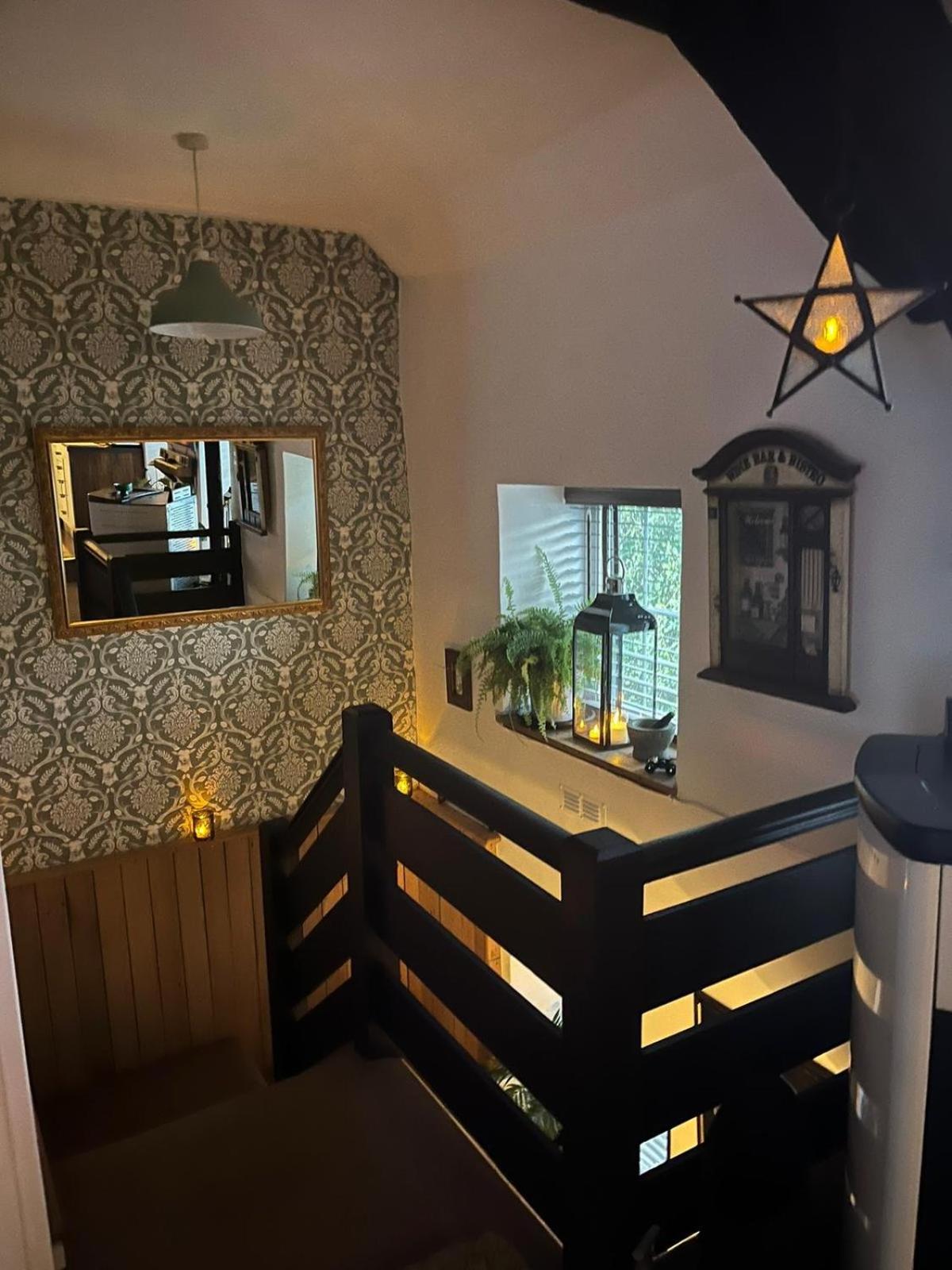Harlequin Cottage