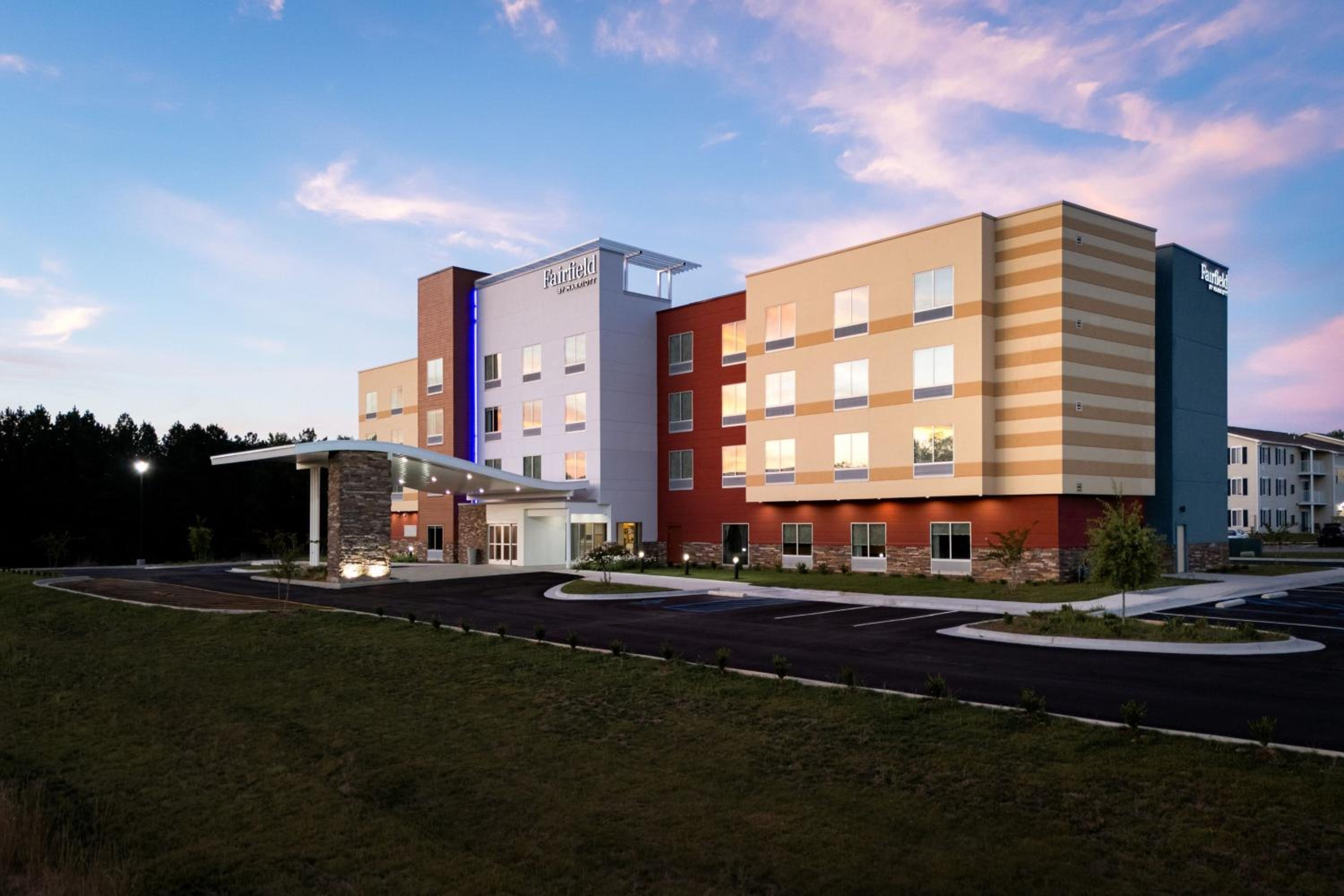 Fairfield by Marriott Inn & Suites Cullman view 3