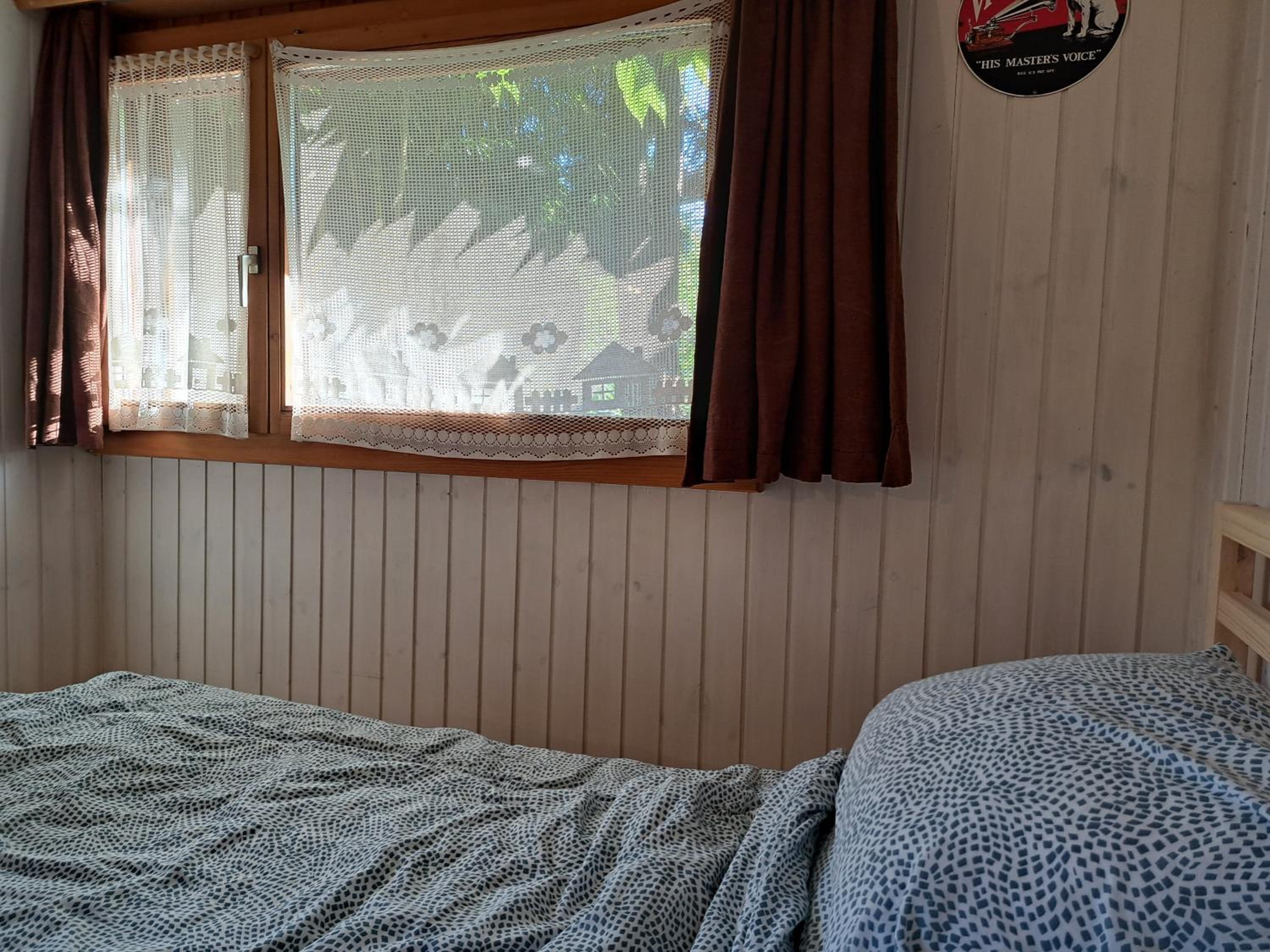 Studio indépendant en résidence avec extérieur