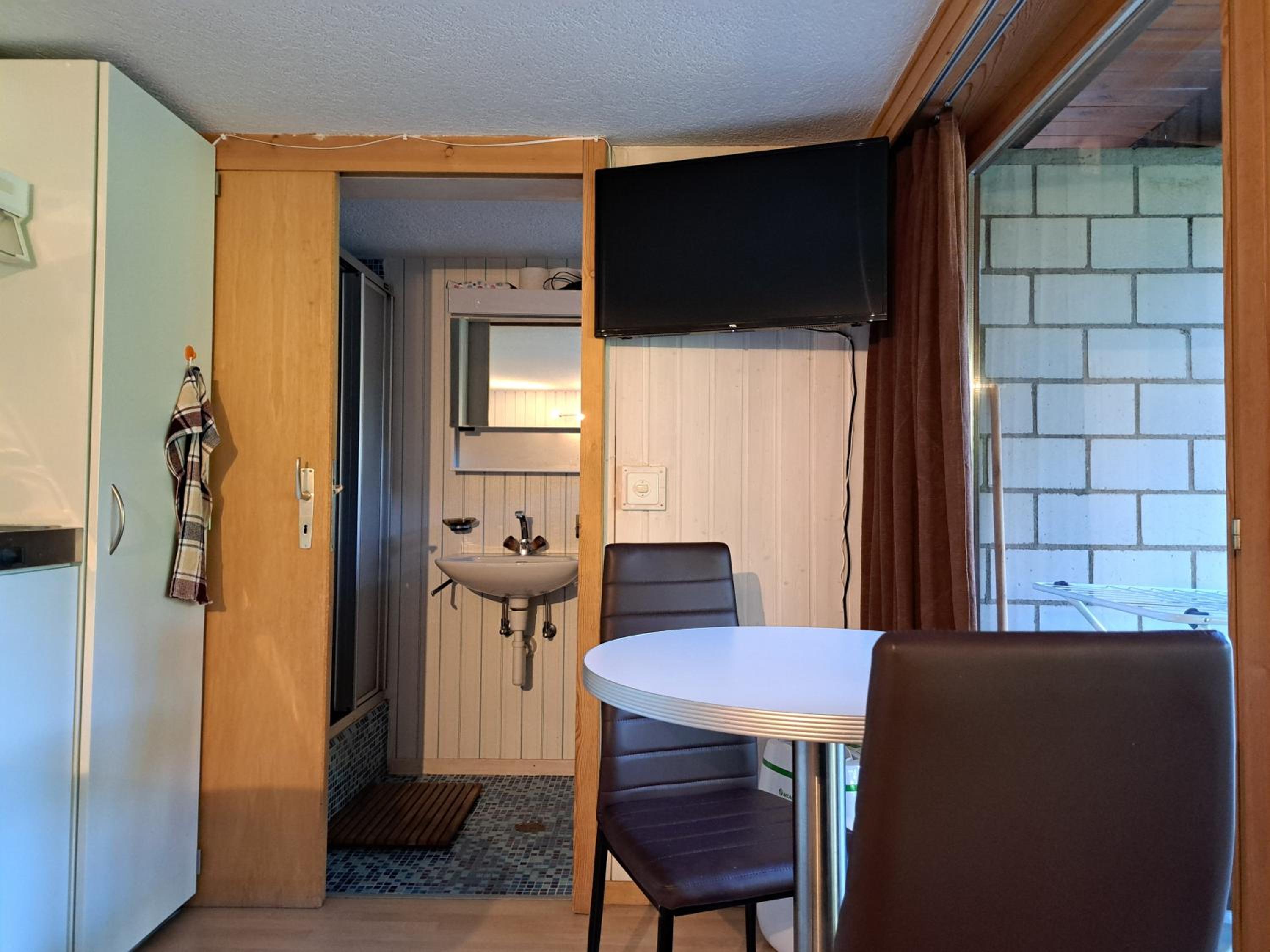 Studio indépendant en résidence avec extérieur