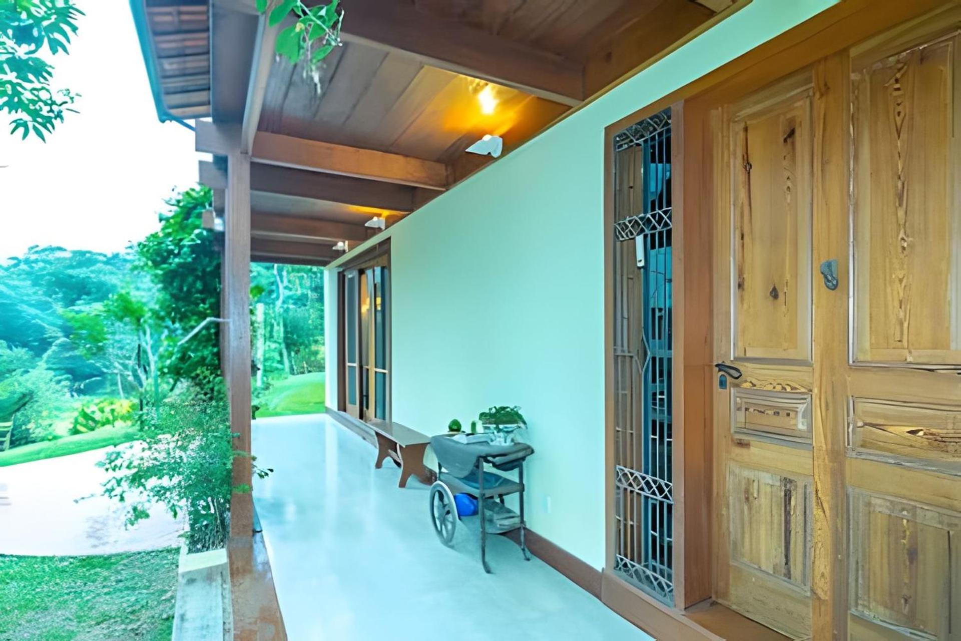 Casa em Secretário com Piscina Campo Sauna+3Suites