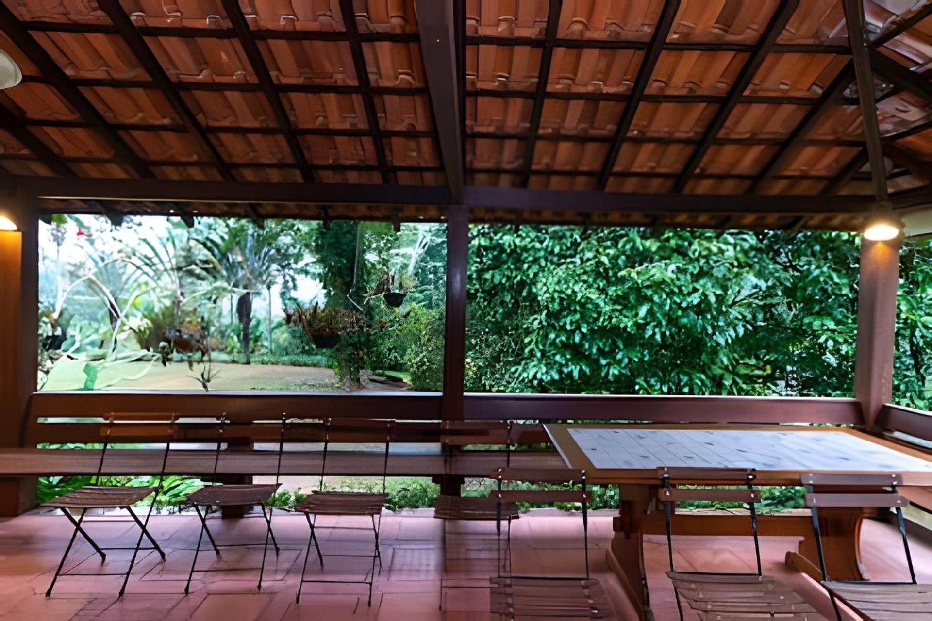 Casa em Secretário com Piscina Campo Sauna+3Suites