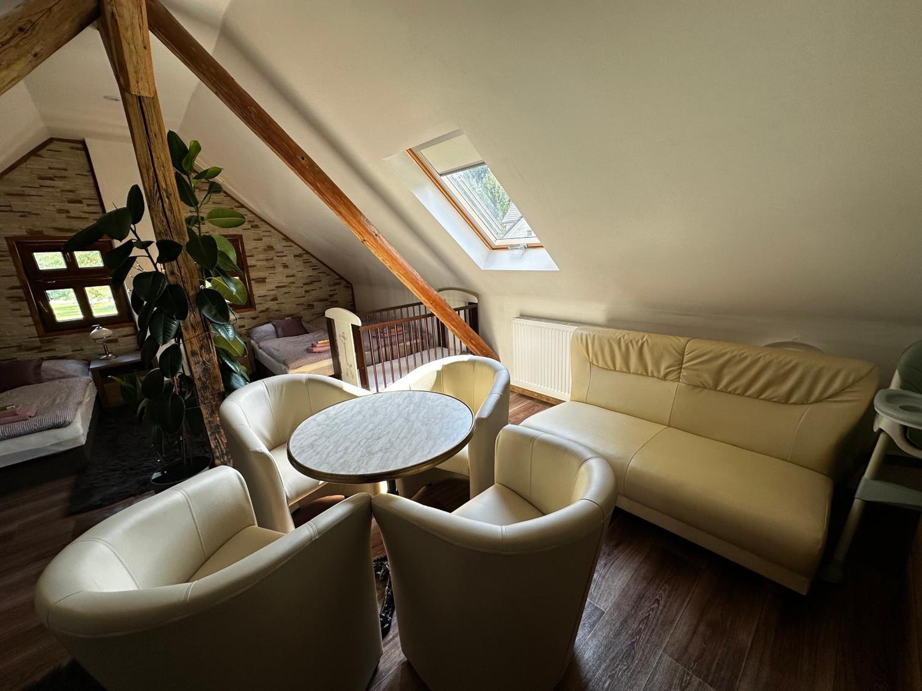 SG chalupa ŠTIKOV - Podkrkonoší - s celoročním privátním wellness