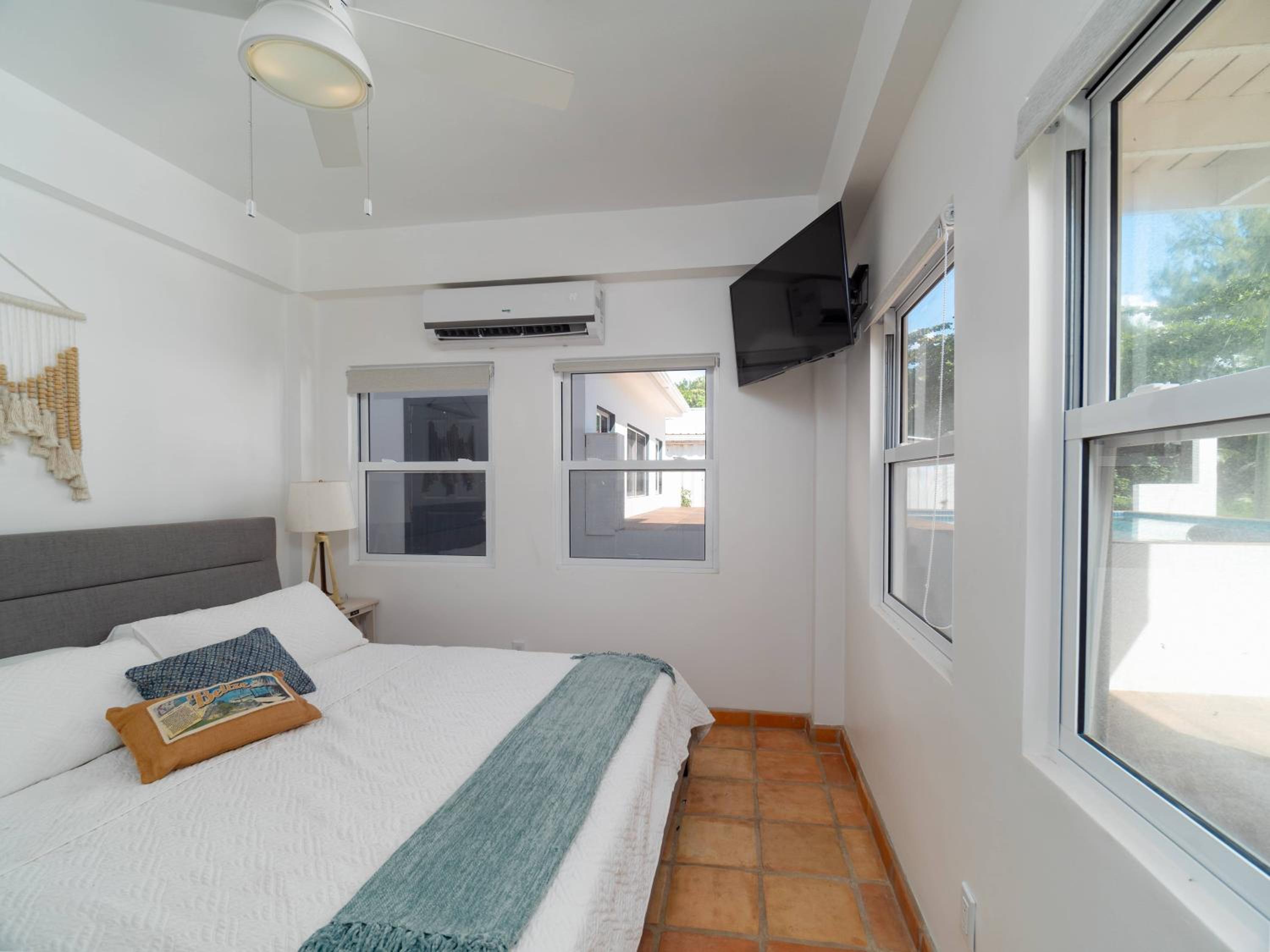 Sea View Ocean View Villa with Pool by Stay Floreo
