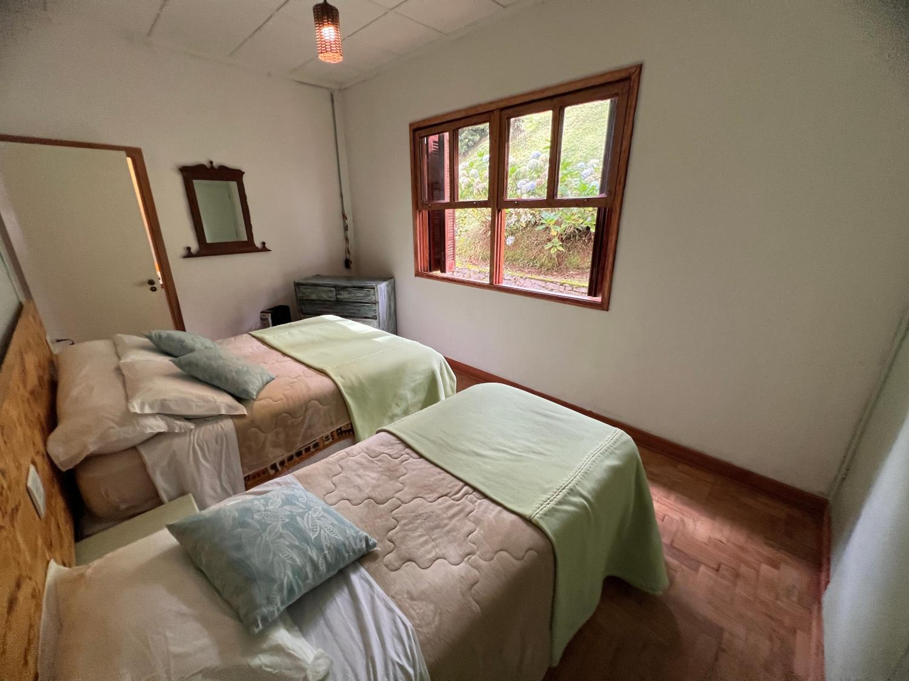 Casa de campo com Jacuzzi H17