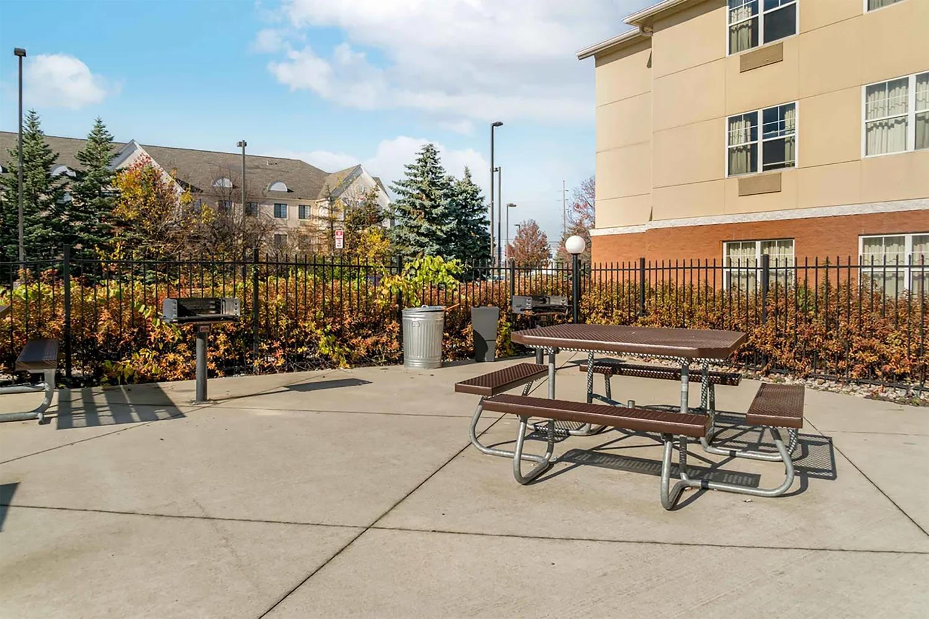 Baymont by Wyndham Auburn Hills South