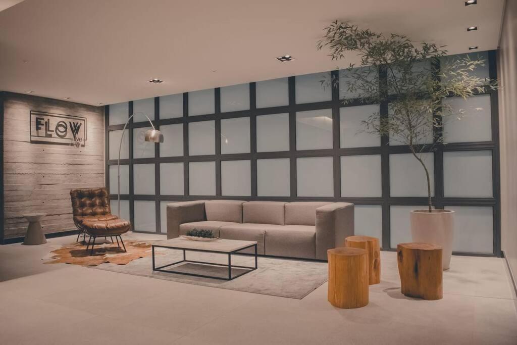Studio 705 Parque Una com garagem