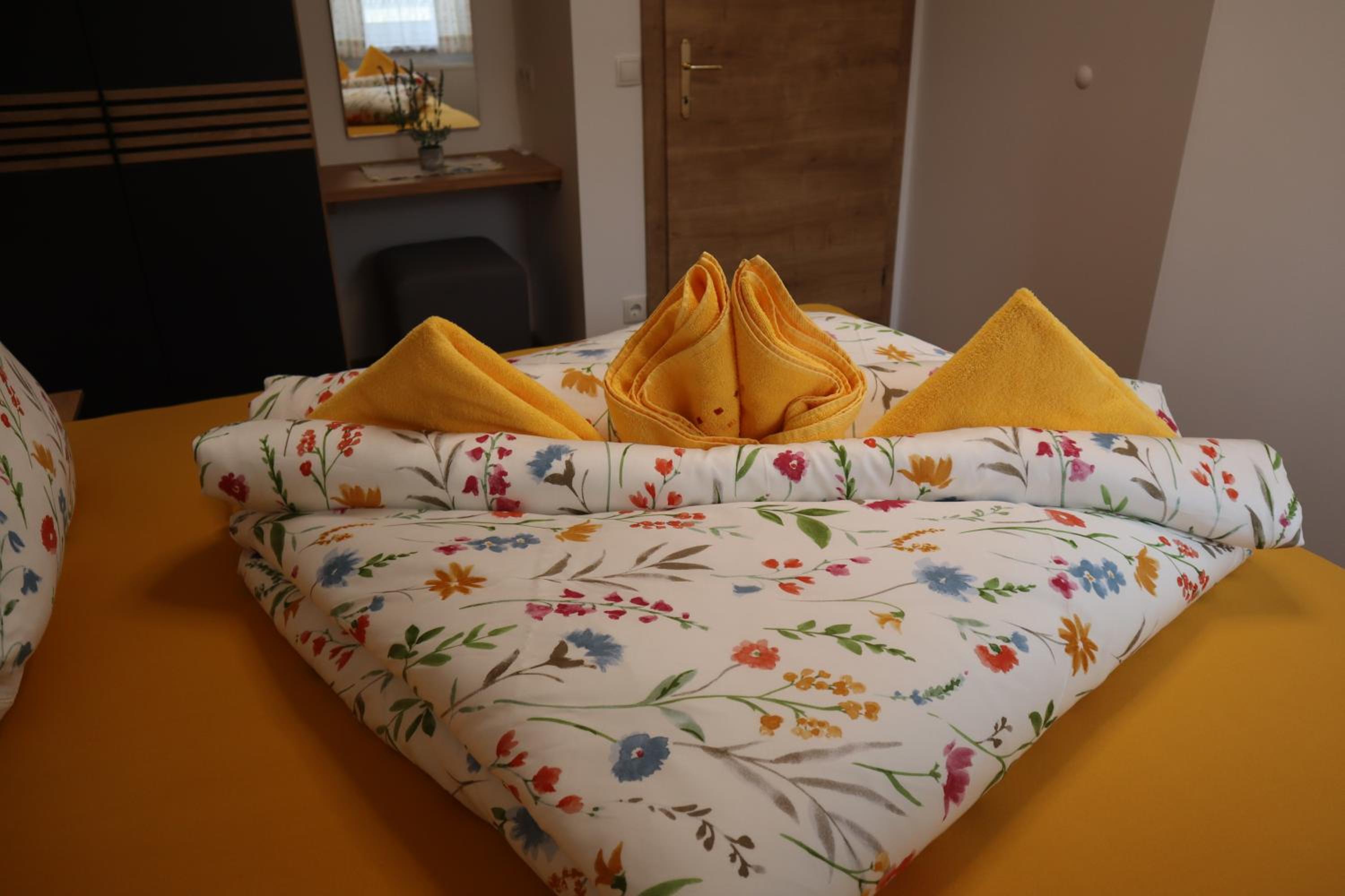 Landhaus-Appartements Warraich