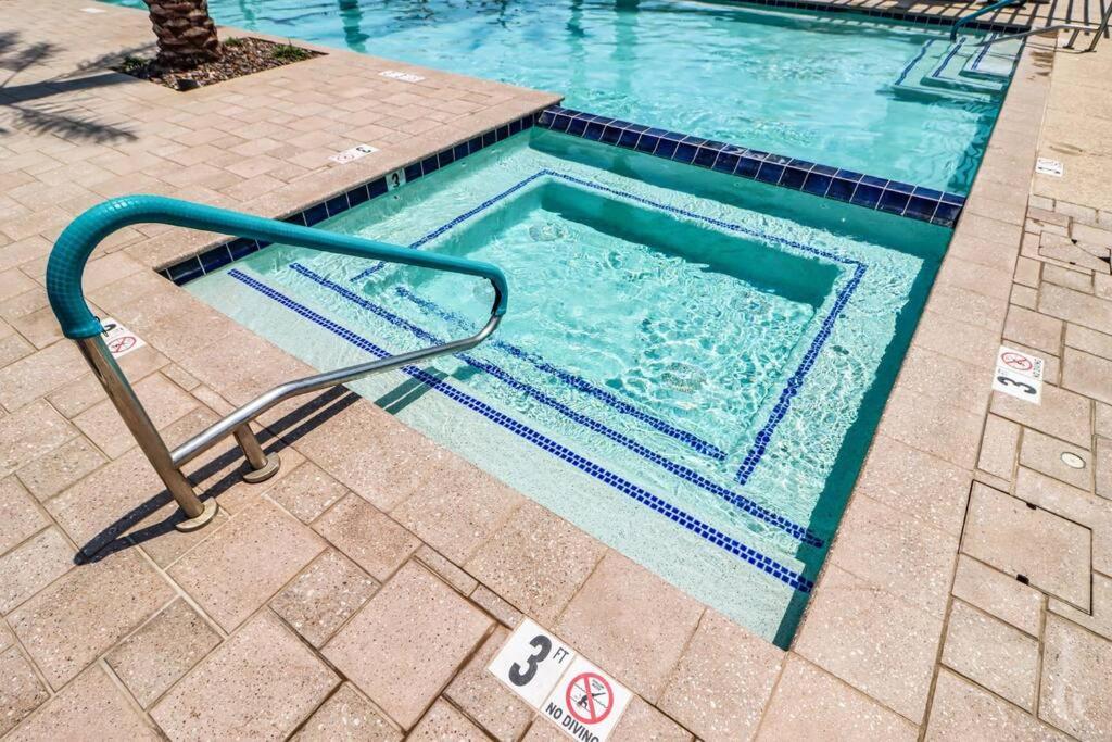 Goodyear Corporate Oasis 2BD 2BA view 5
