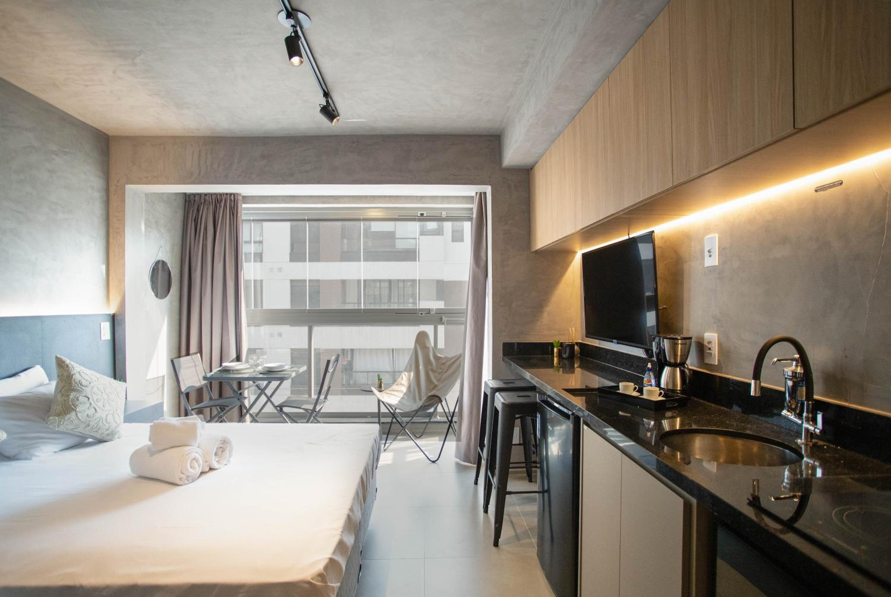 Belint Bela Cintra Condominium - Studios per season