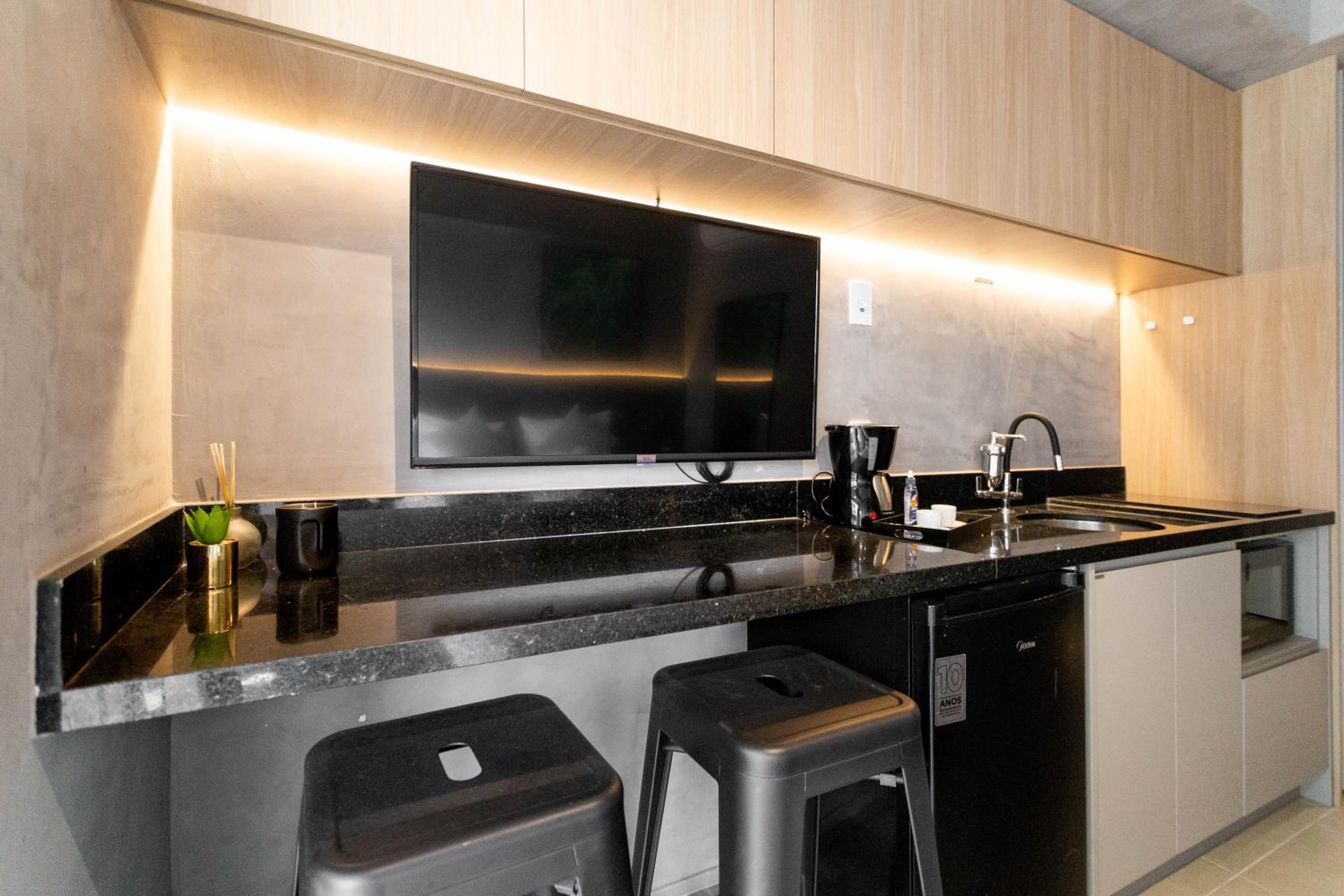 Belint Bela Cintra Condominium - Studios per season