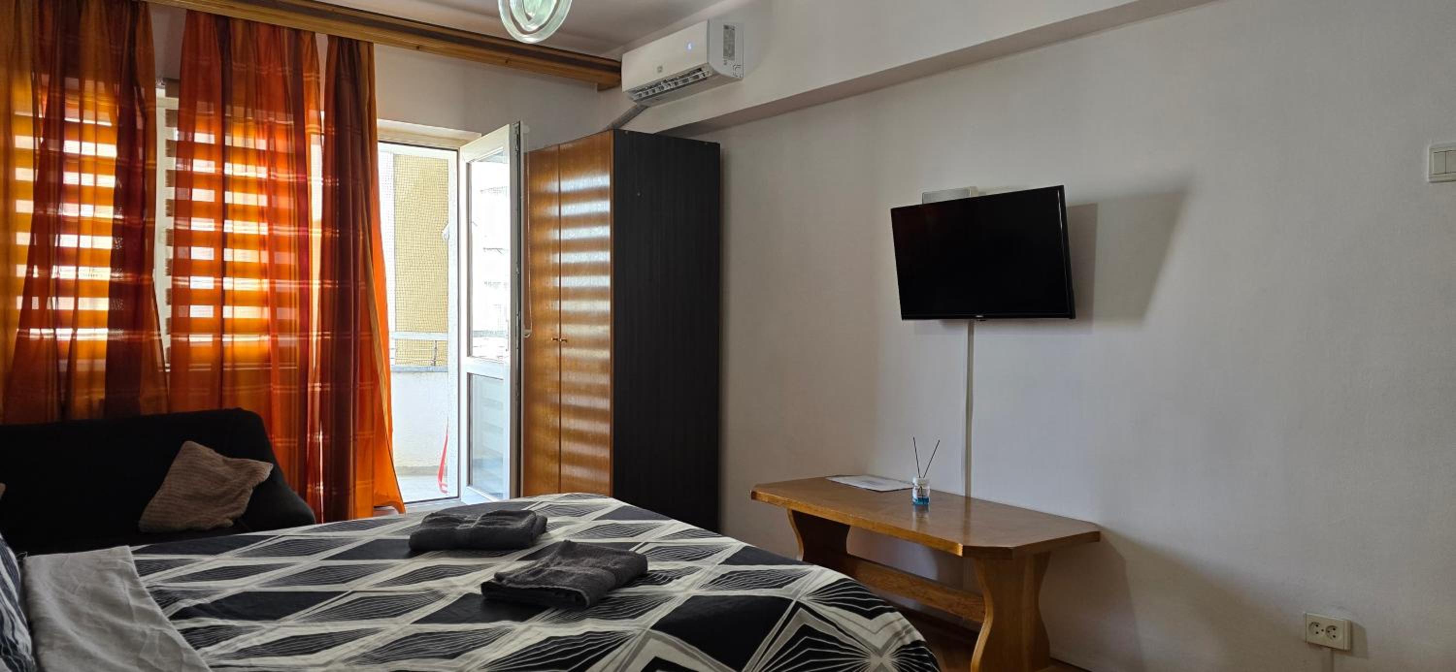 Central Residence view 4