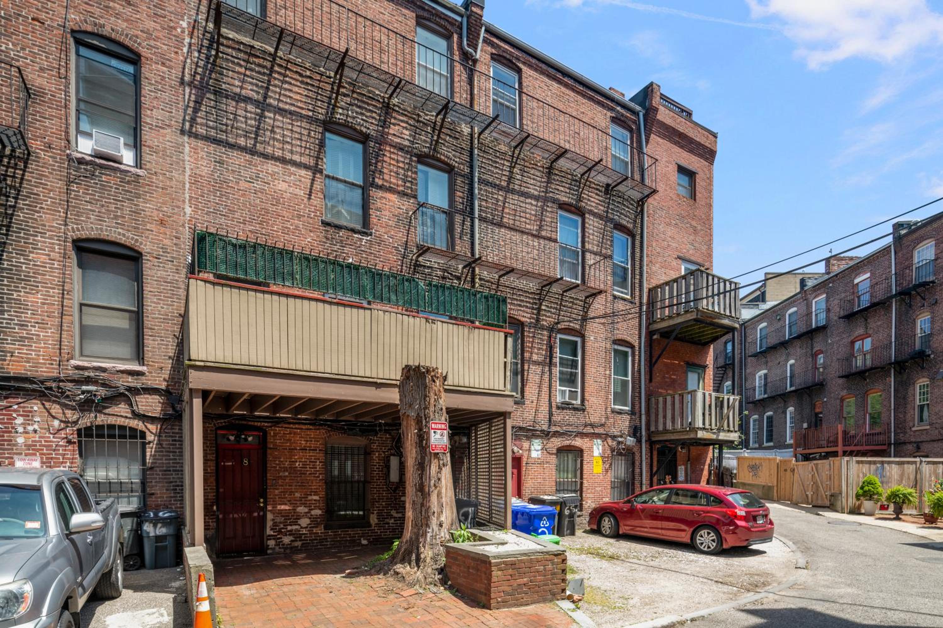 Brownstone Townhouse in Fenway