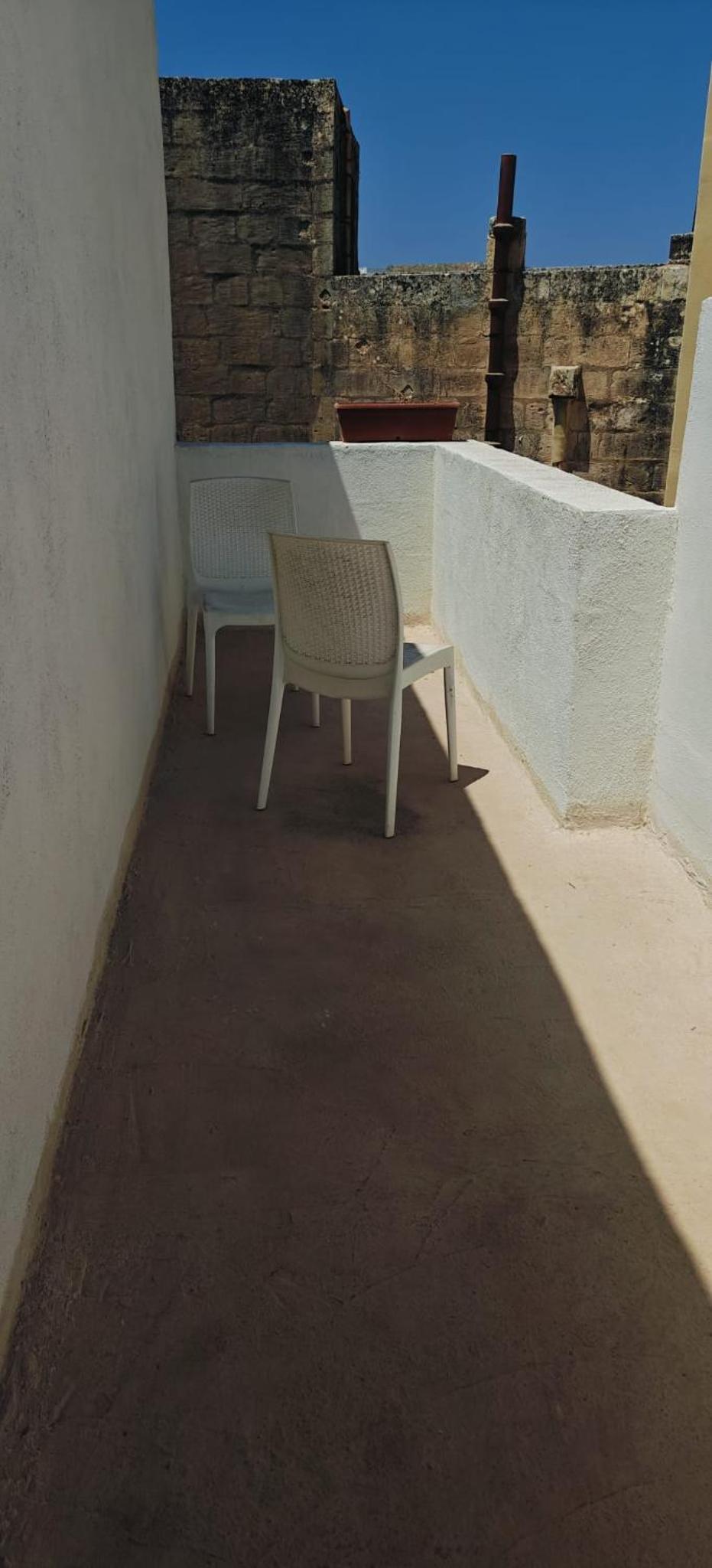 Private Room with shower en-suite and terrace