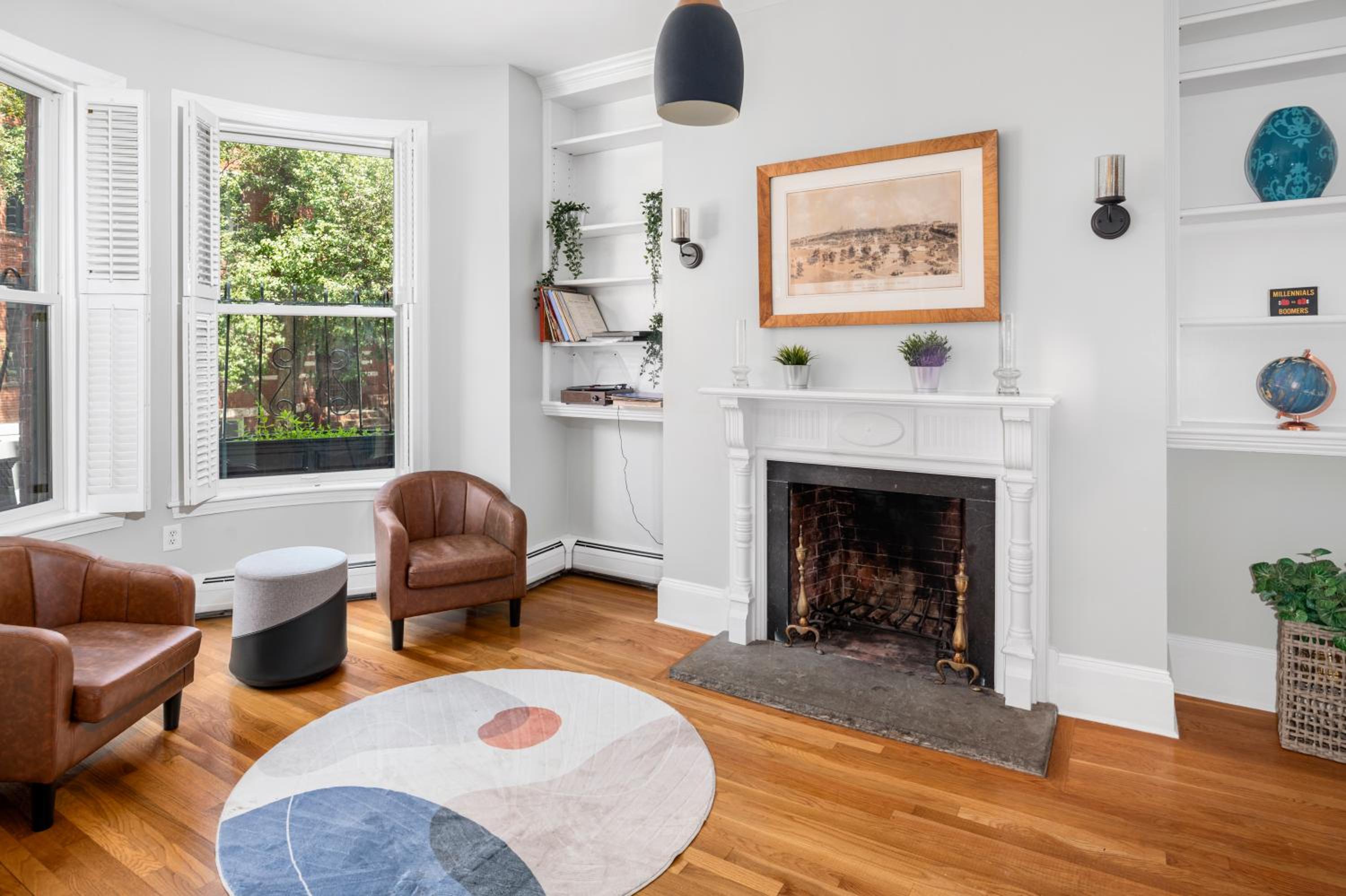 Brownstone Townhouse in Fenway