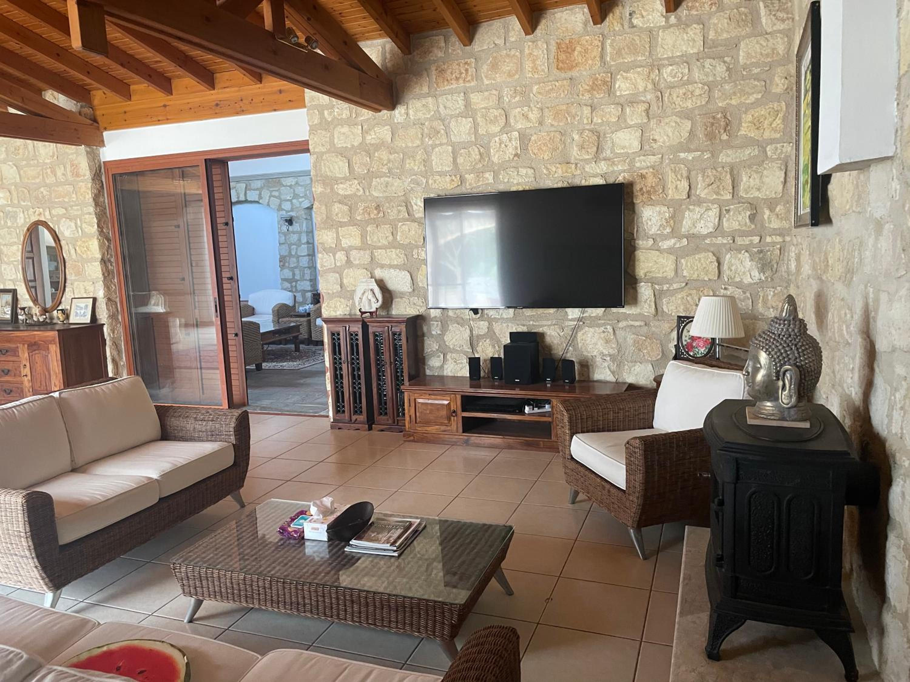 Beautiful Home - Luxury Villa where you can party