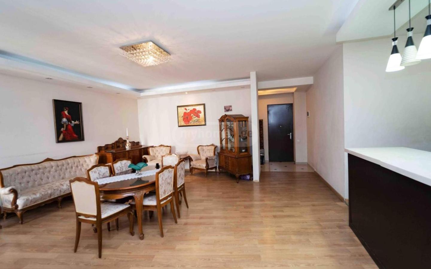 MT Apartment