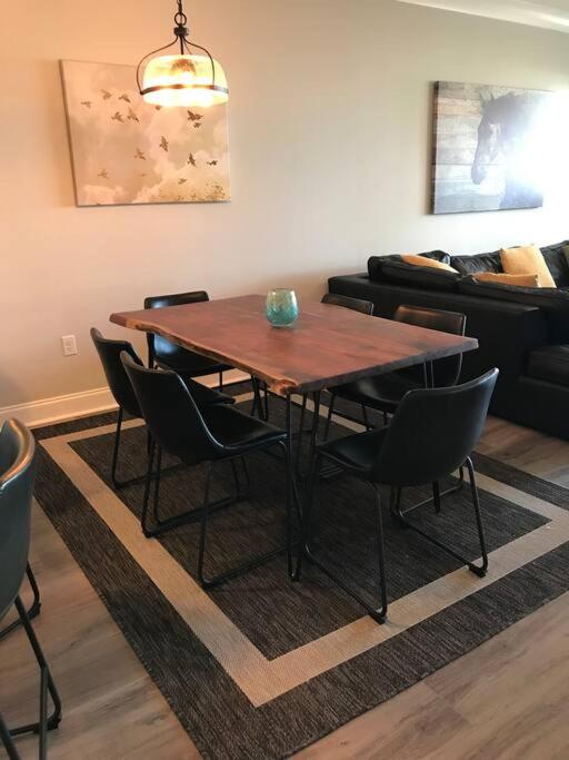 San Souci By The Sea - Your Folly Beach Oasis view 5