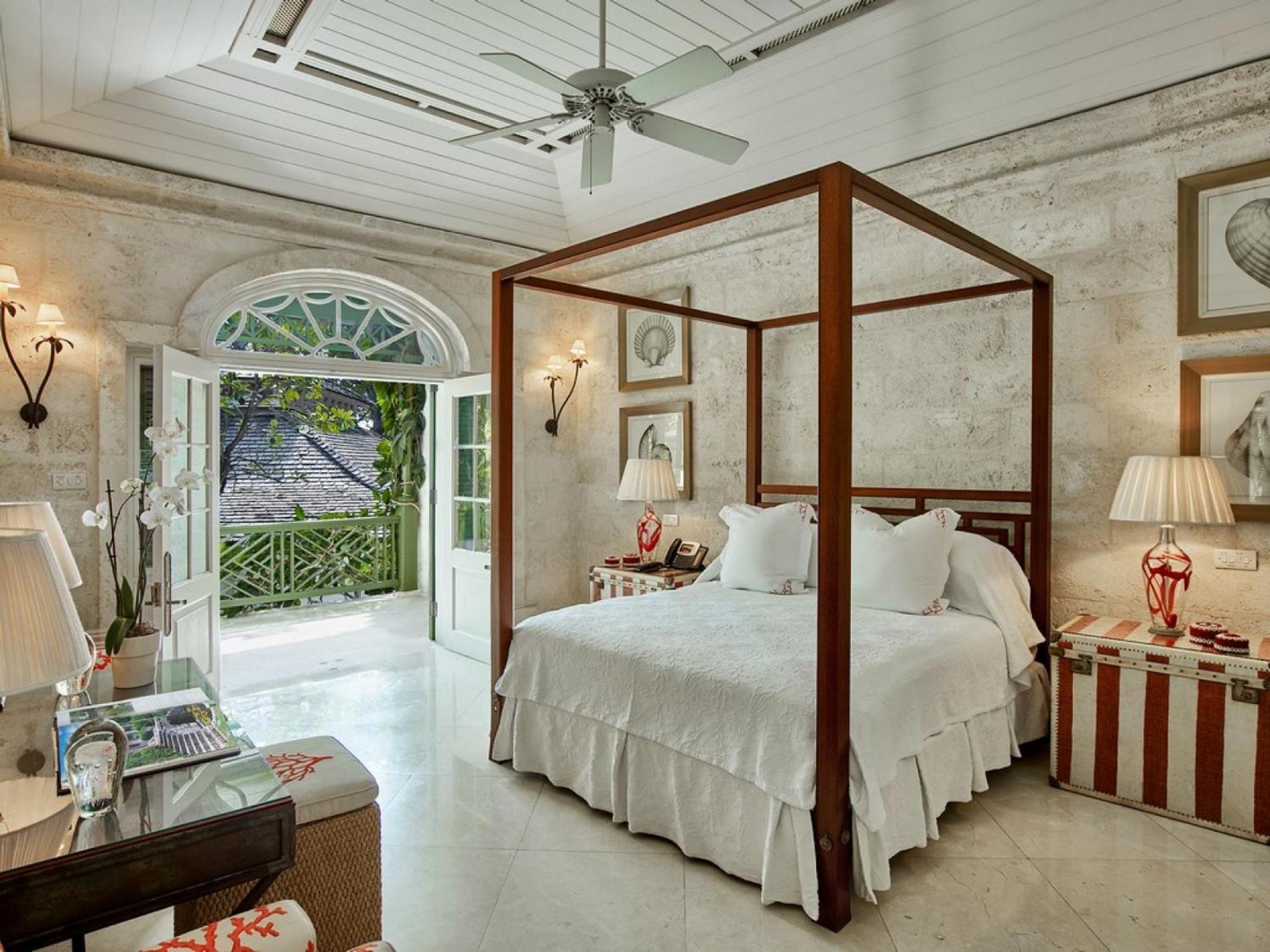 Luxury 12 Bedroom Laughing Waters Villa