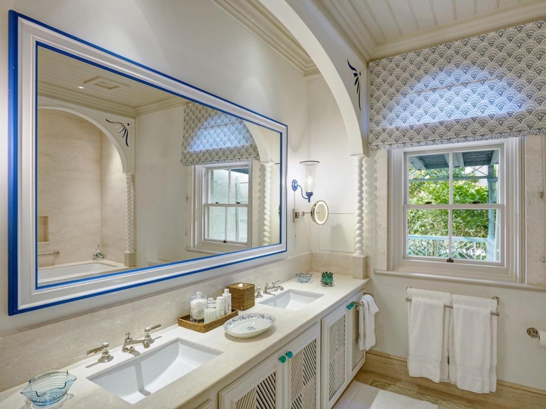 Luxury 12 Bedroom Laughing Waters Villa