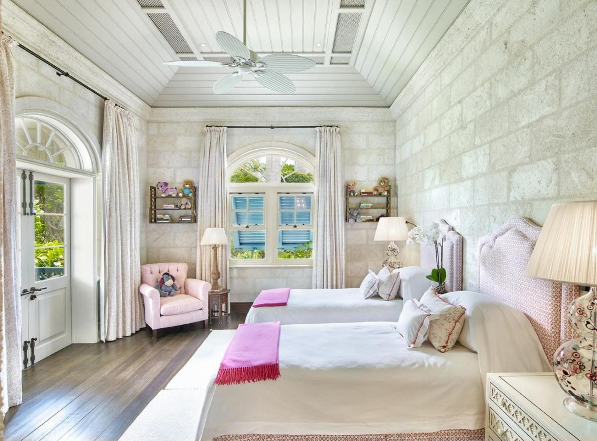 Luxury 12 Bedroom Laughing Waters Villa
