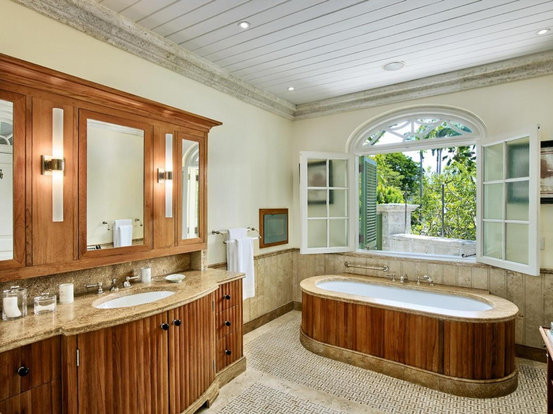 Luxury 12 Bedroom Laughing Waters Villa
