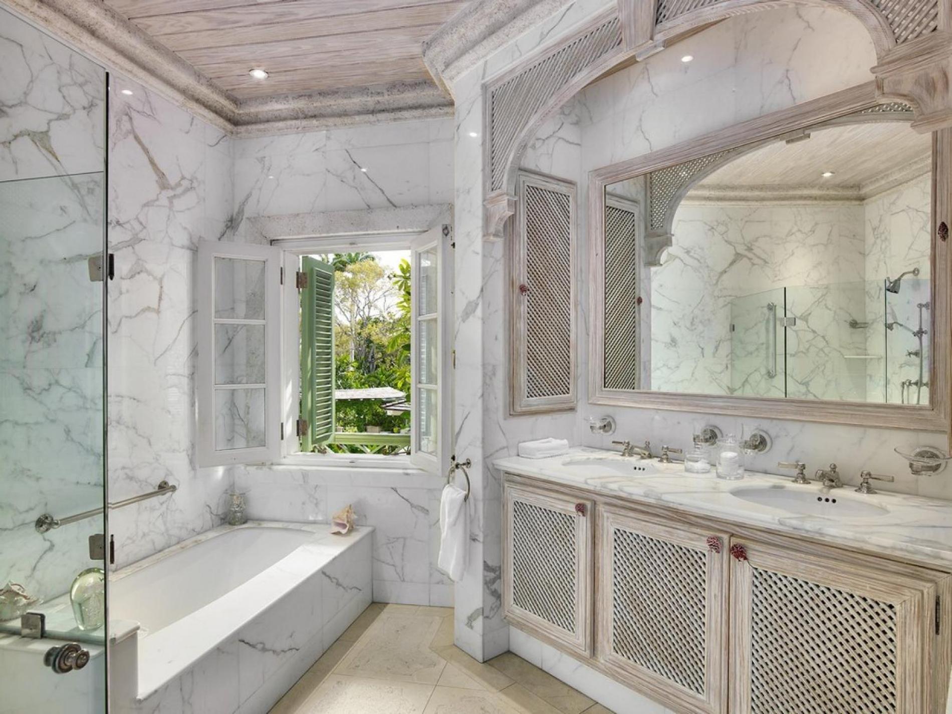 Luxury 12 Bedroom Laughing Waters Villa