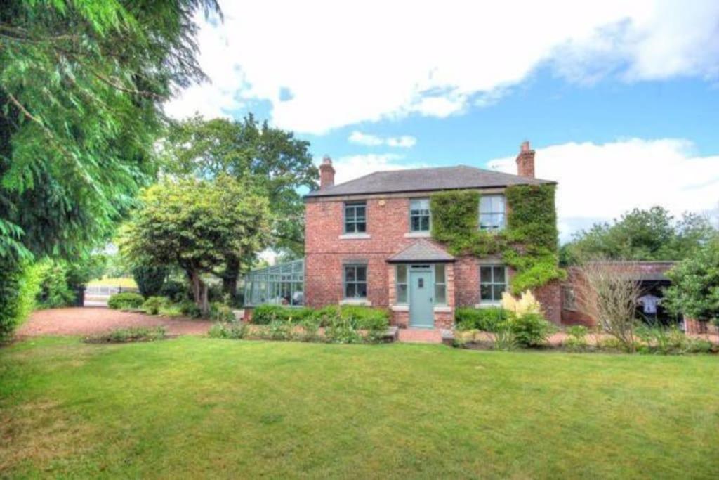 Riverside House