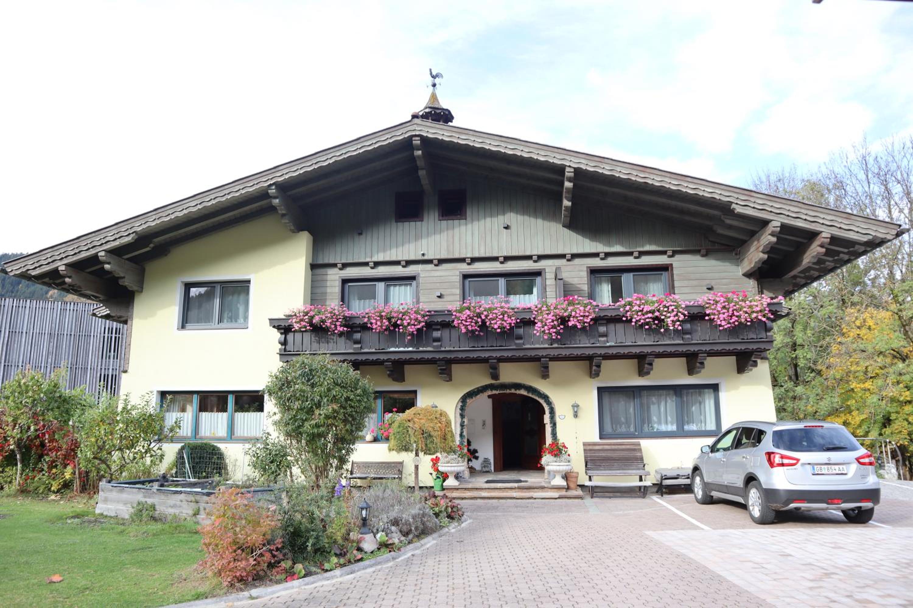 Landhaus-Appartements Warraich