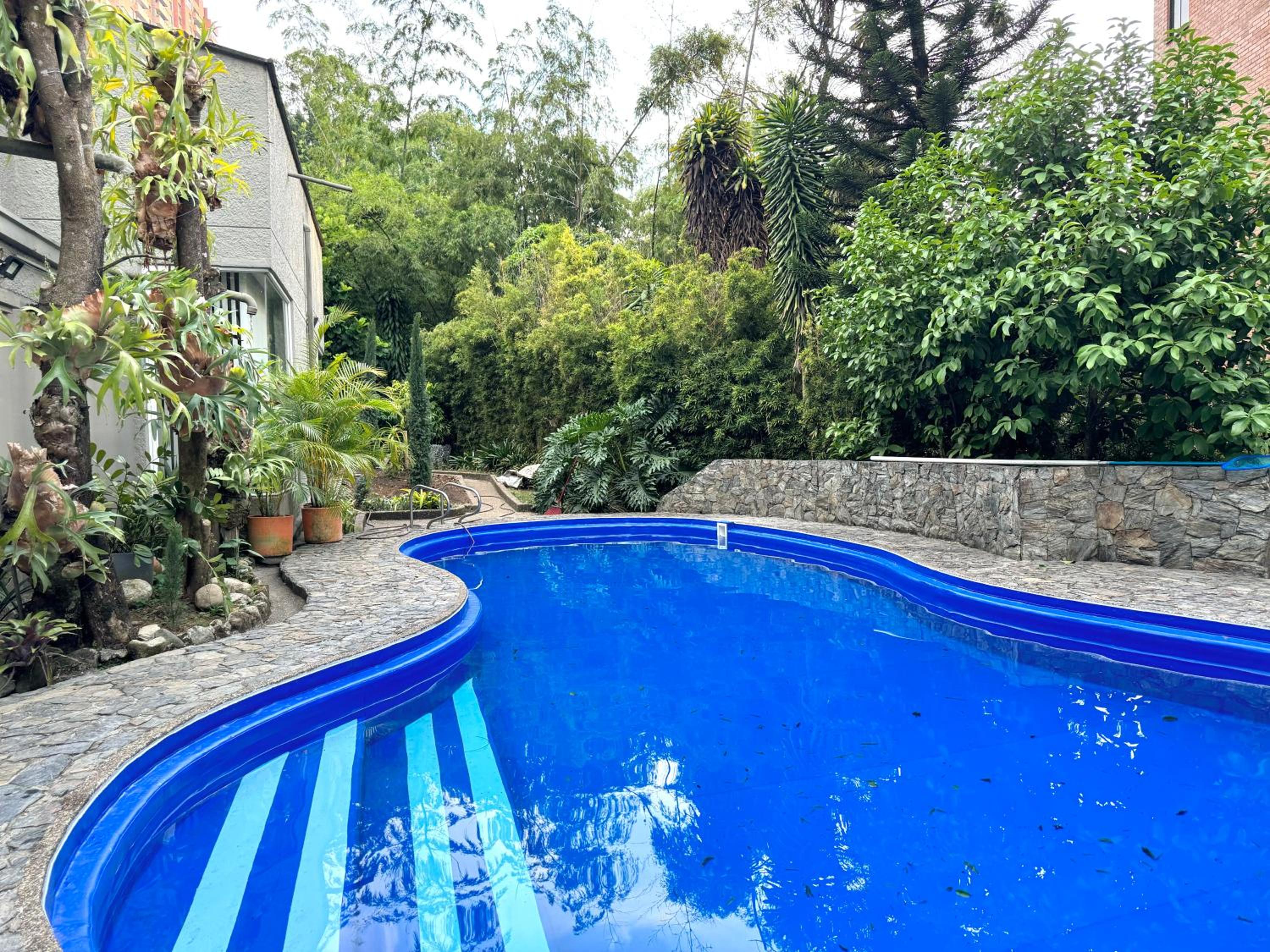 NEW Mansion with pool & jacuzzi, El poblado