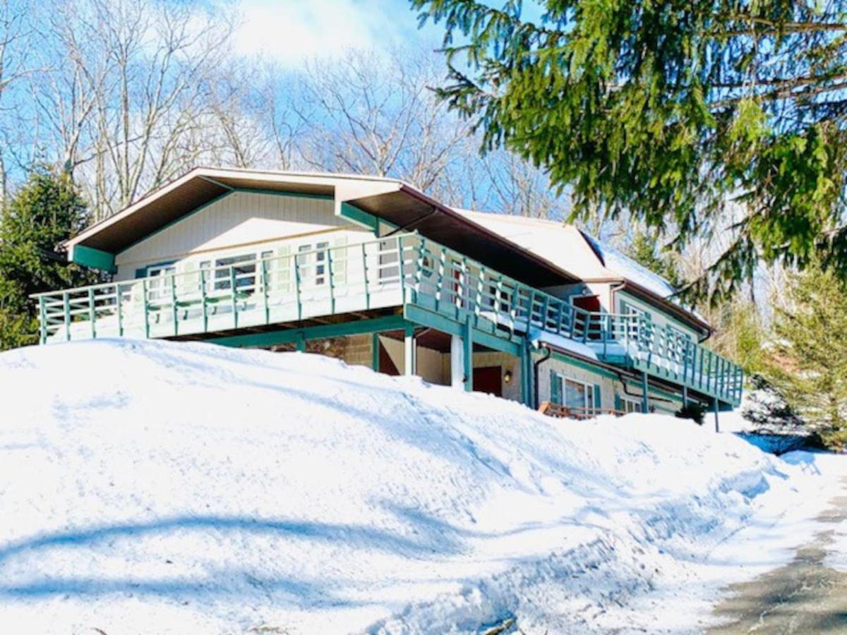 Catskill Cabin Zen Mantra Apt view 4